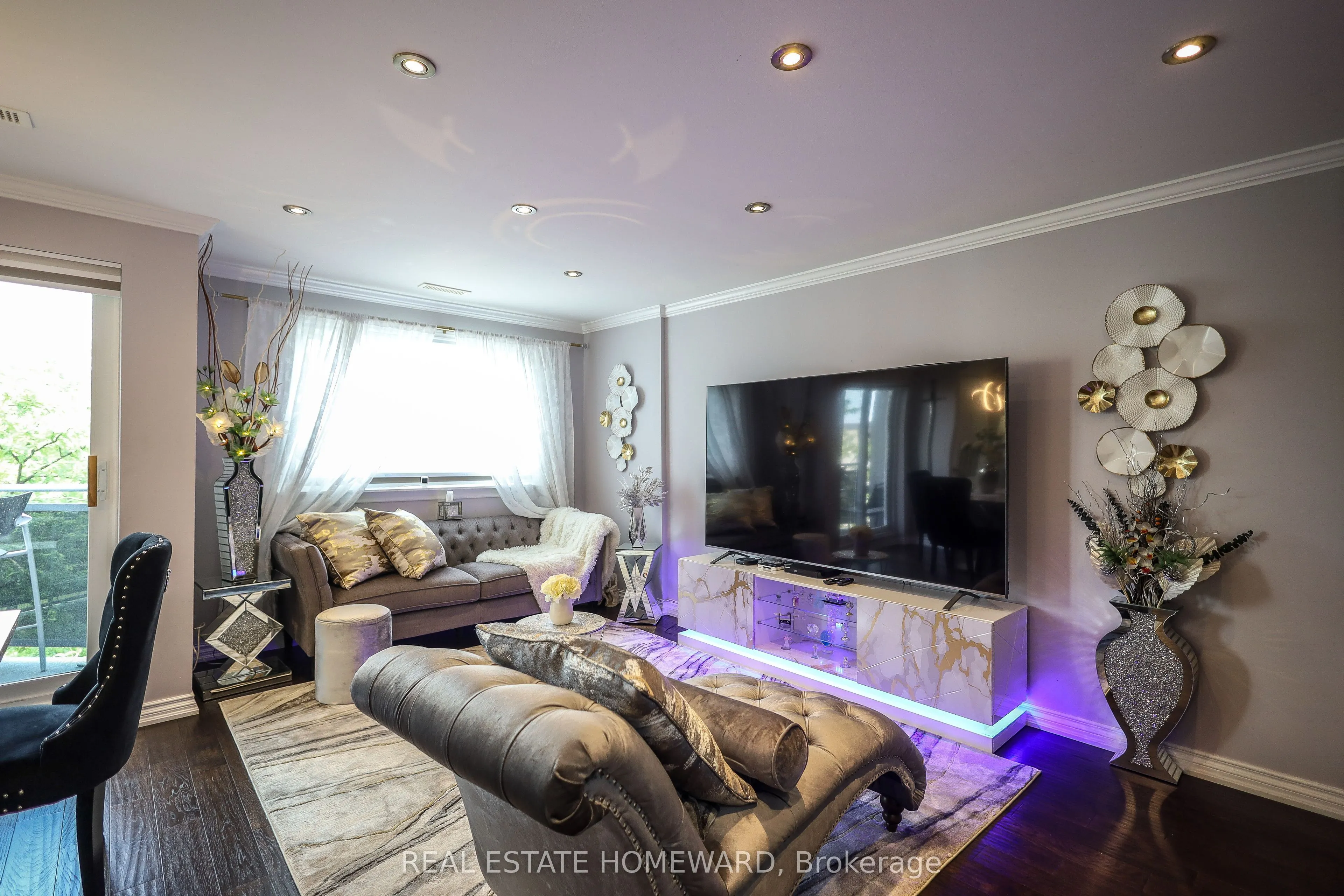2001 Bonnymede Drive, #5