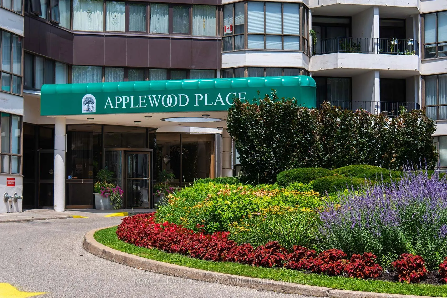 1333 Bloor Street, #805