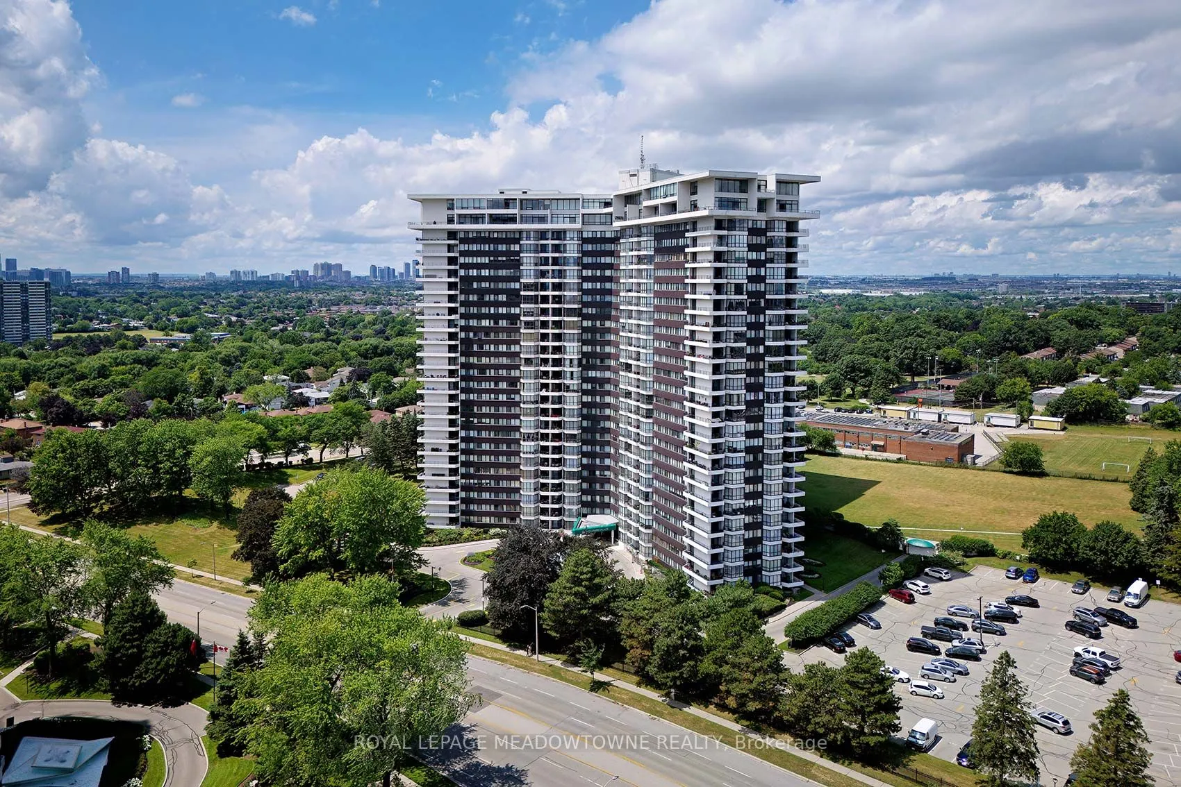 1333 Bloor Street, #805