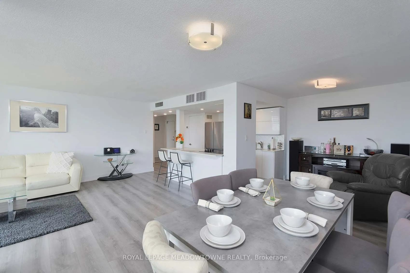 1333 Bloor Street, #805