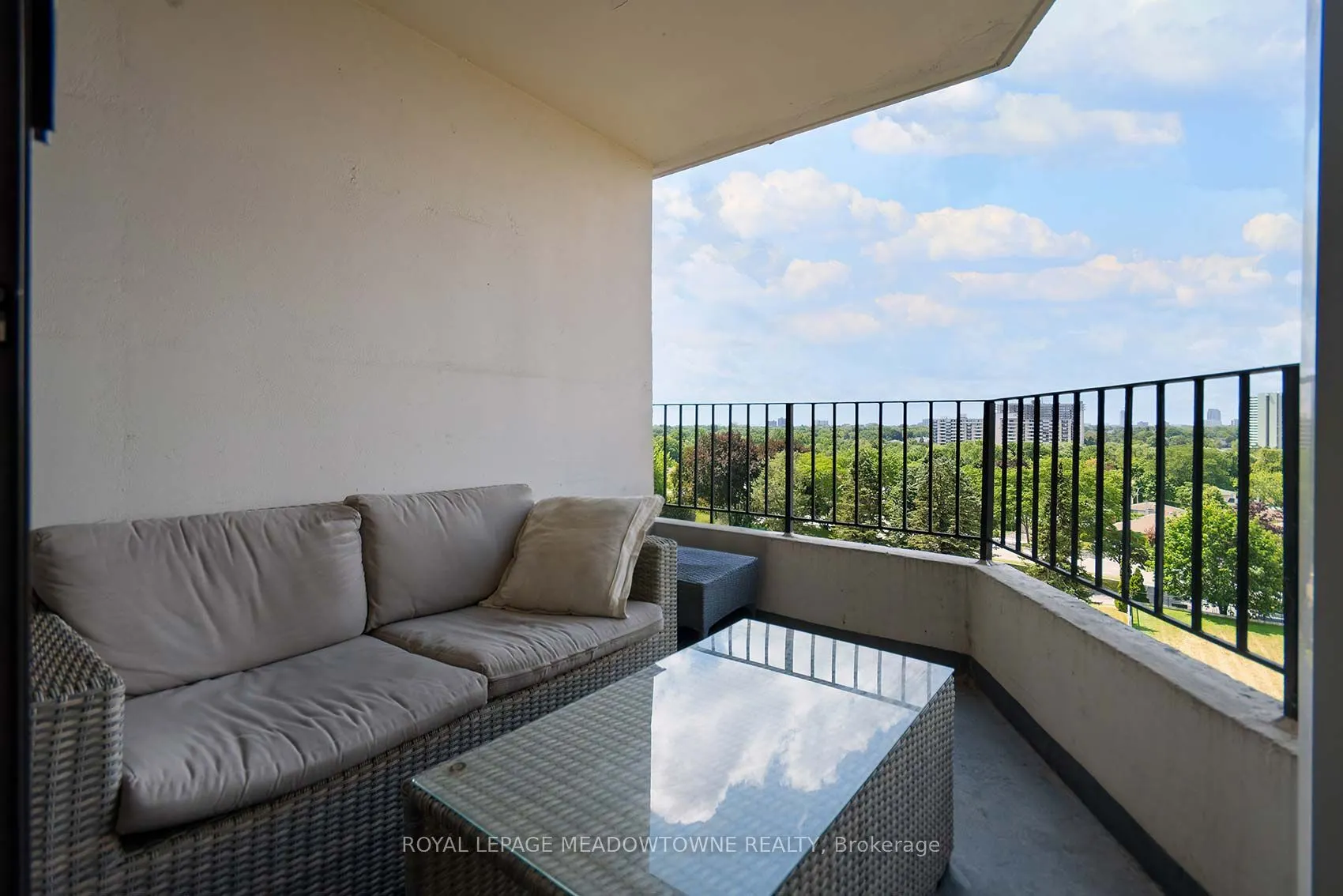 1333 Bloor Street, #805