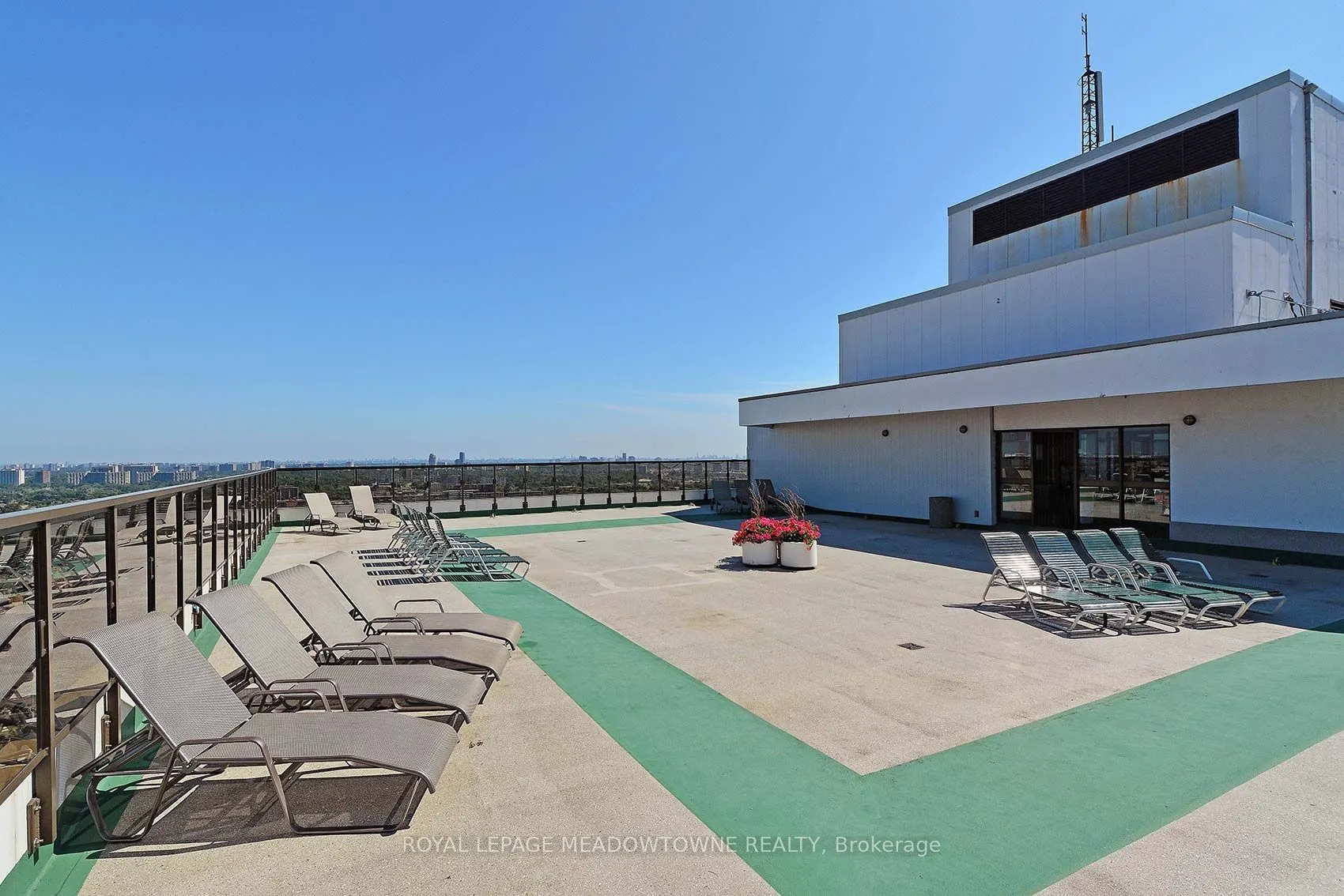 1333 Bloor Street, #805