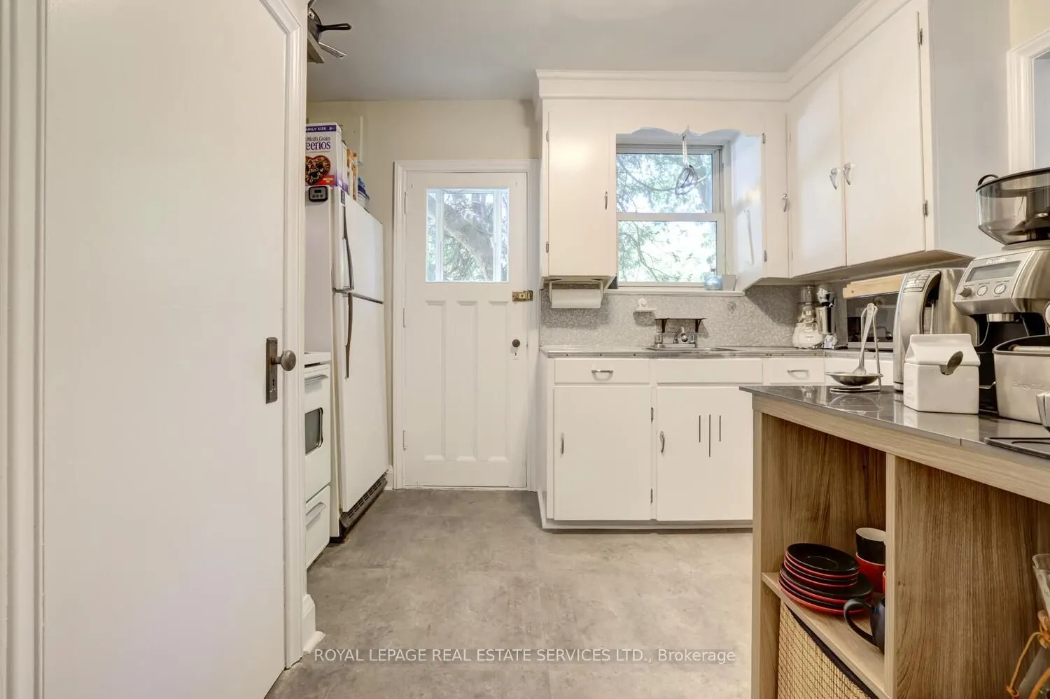 101 South Kingsway
