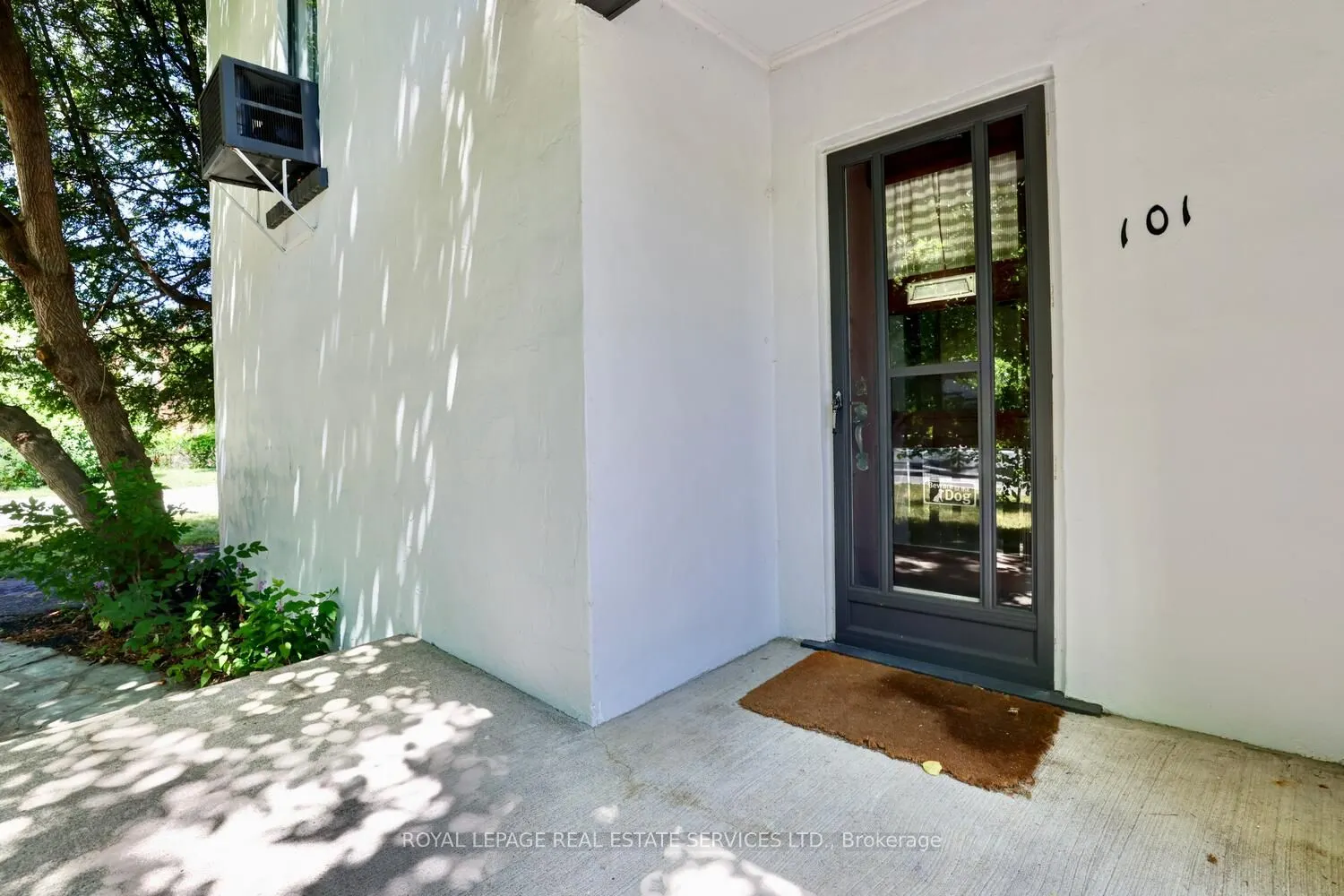 101 South Kingsway