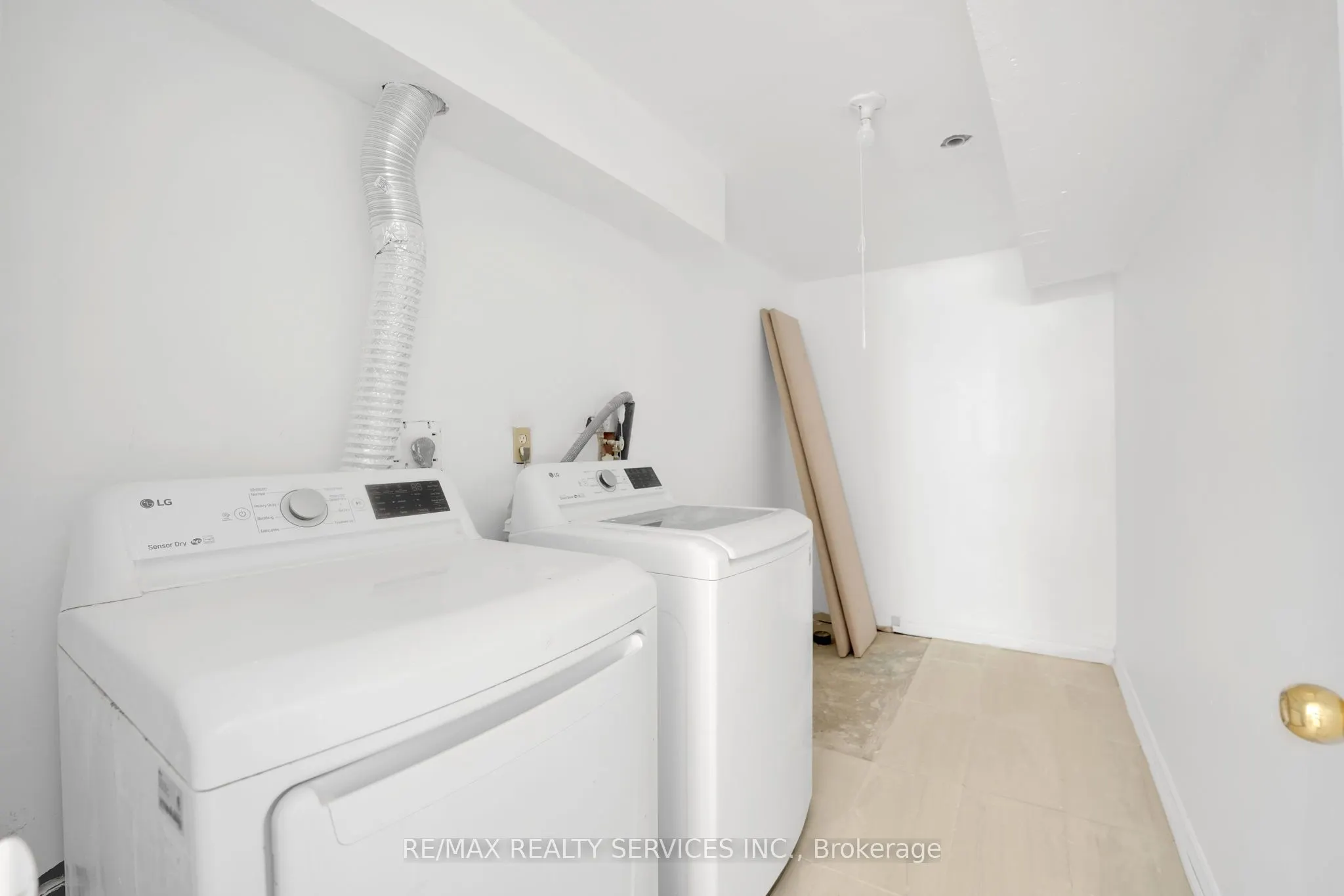 3059 Finch Avenue W, #45
