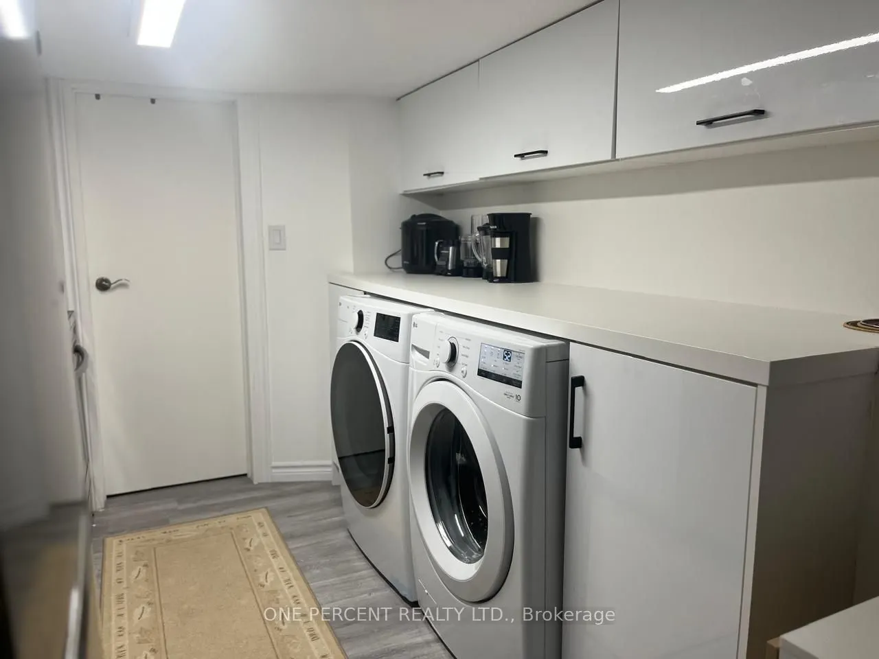 88 Cuffley Crescent N