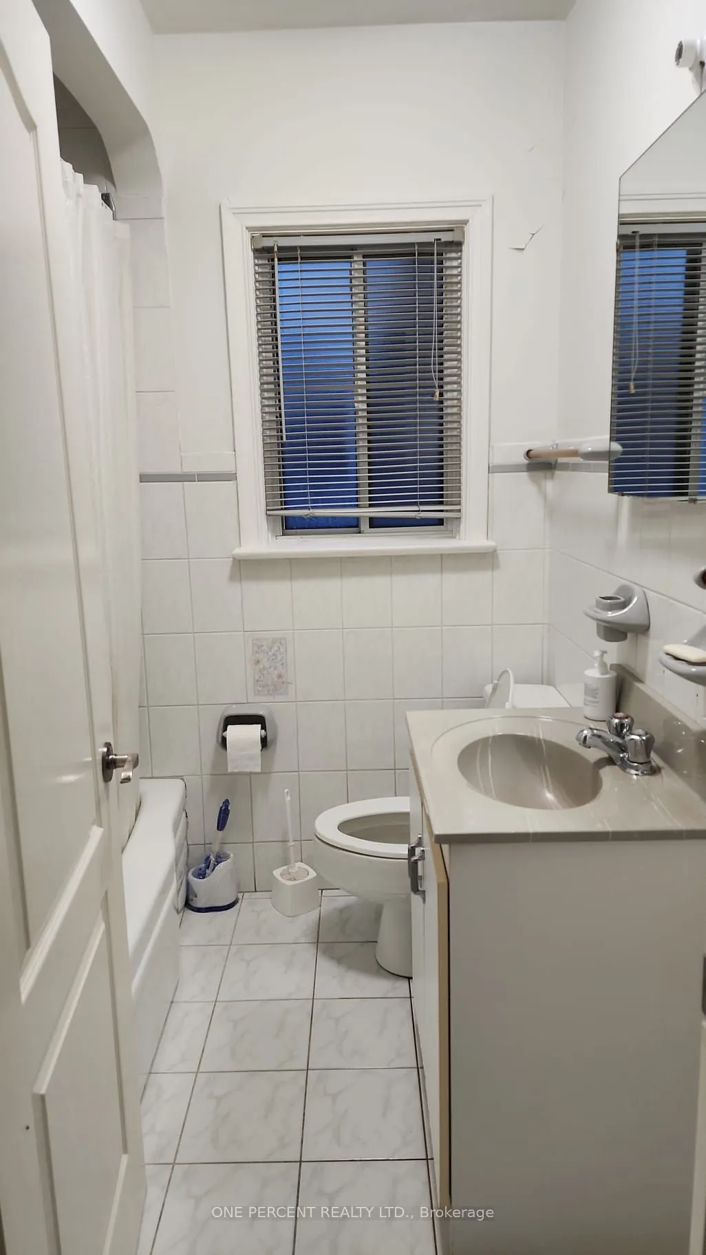 88 Cuffley Crescent N