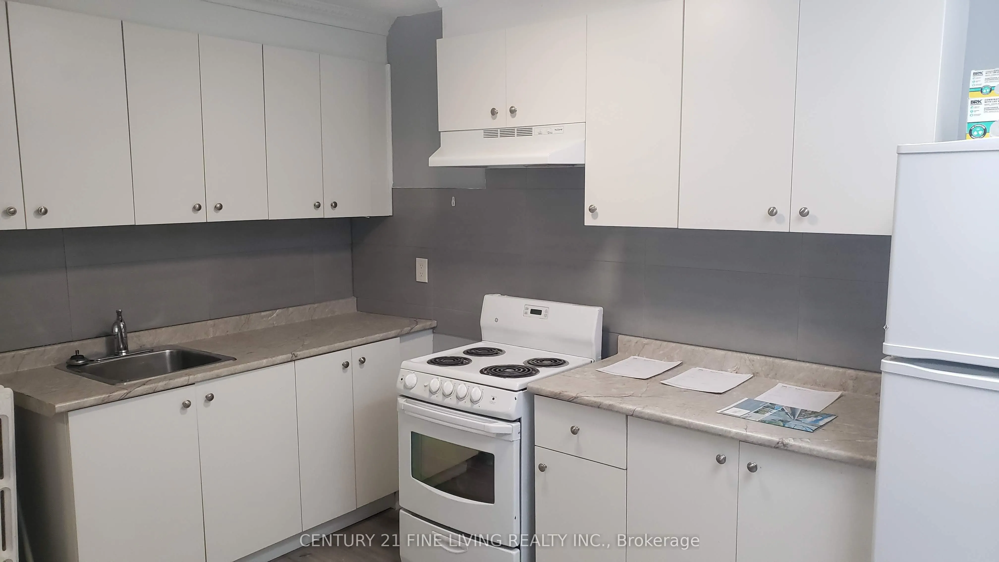 2865 Lake Shore Boulevard W, #4