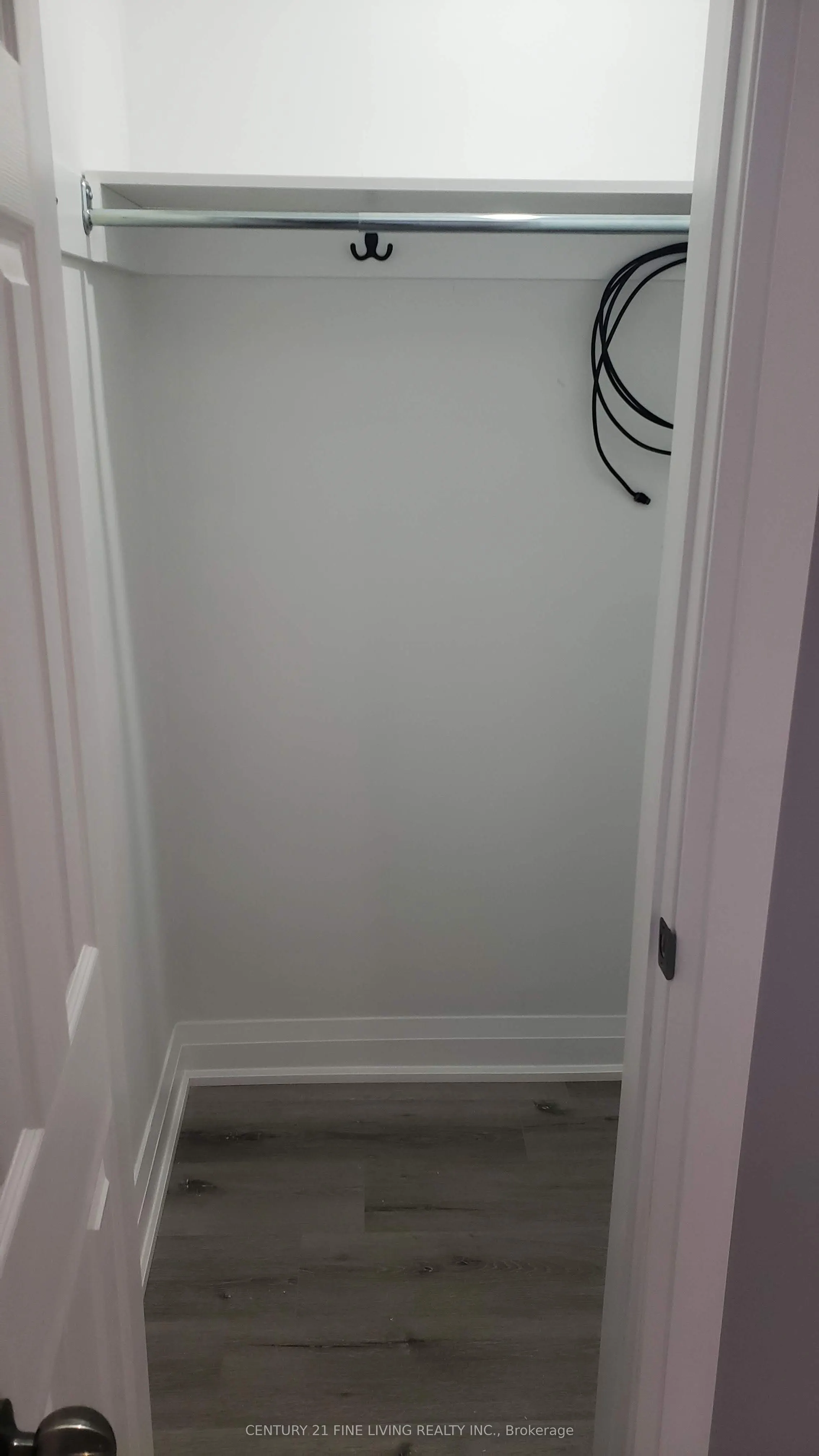 2865 Lake Shore Boulevard W, #4