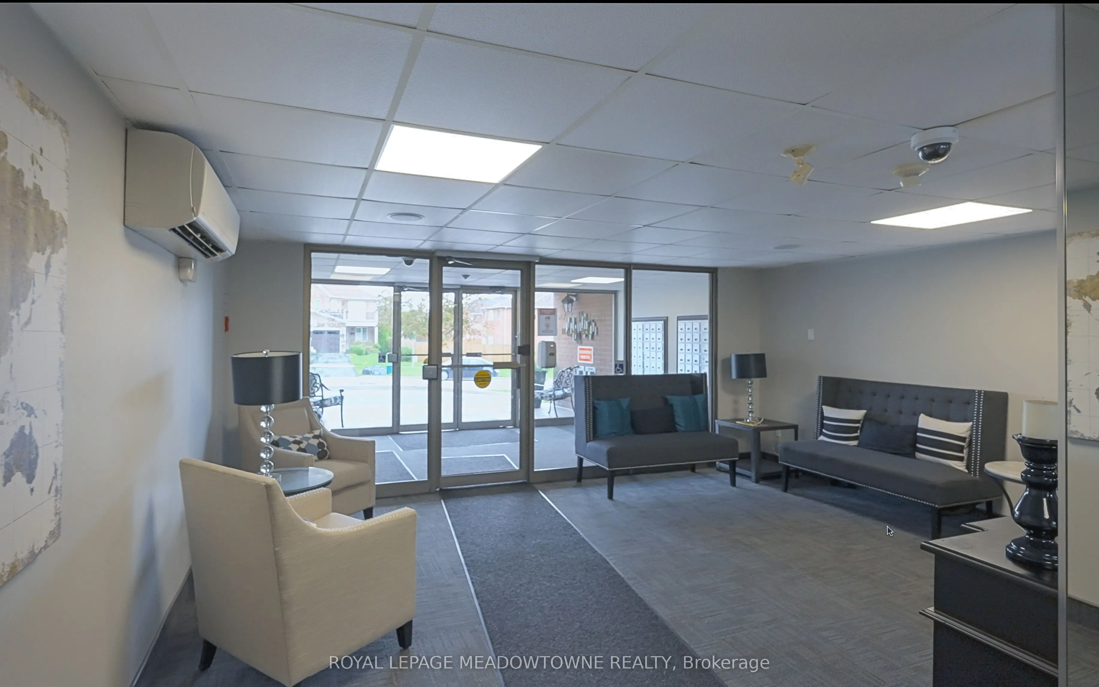 26 Hall Road, #302