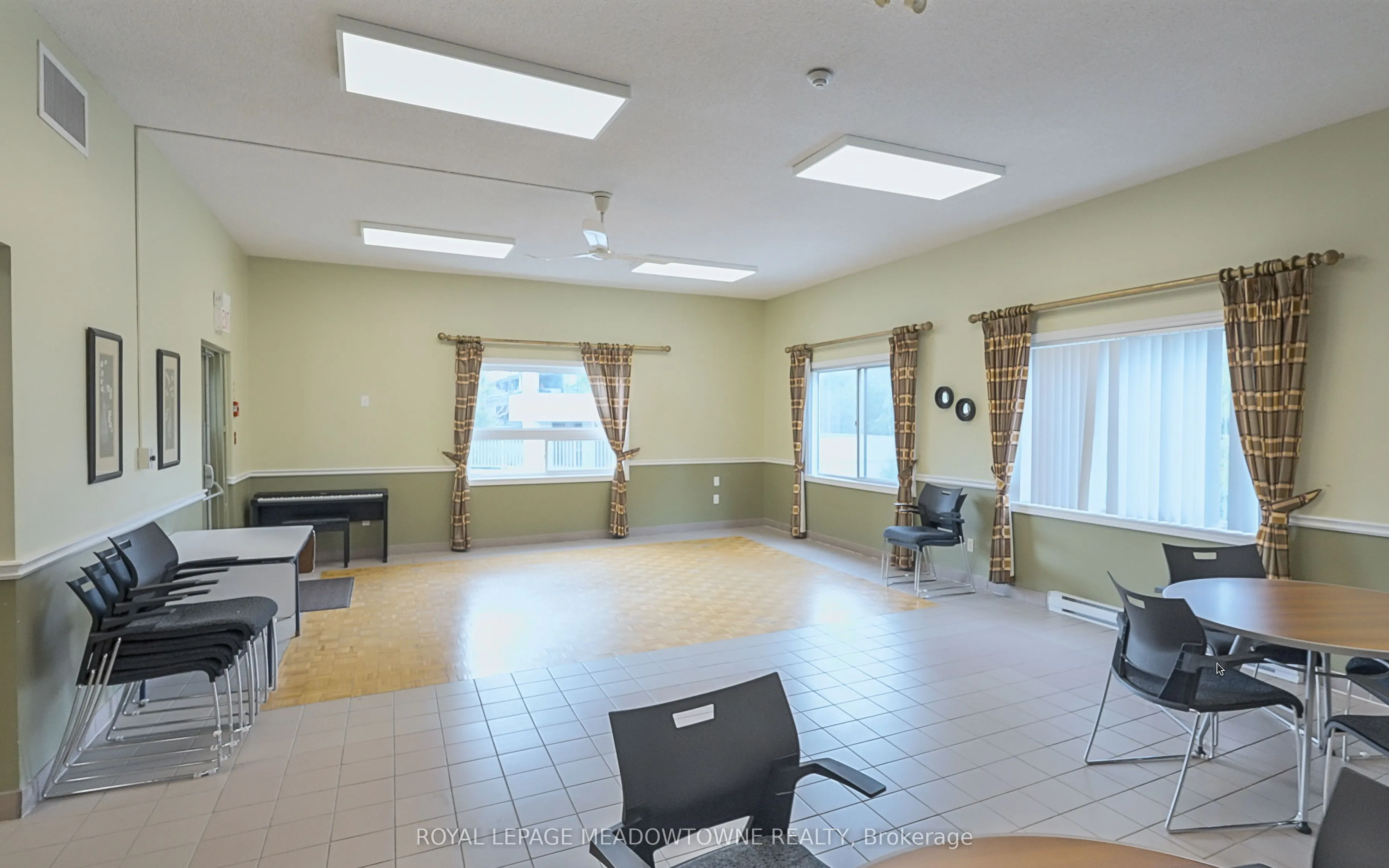 26 Hall Road, #302