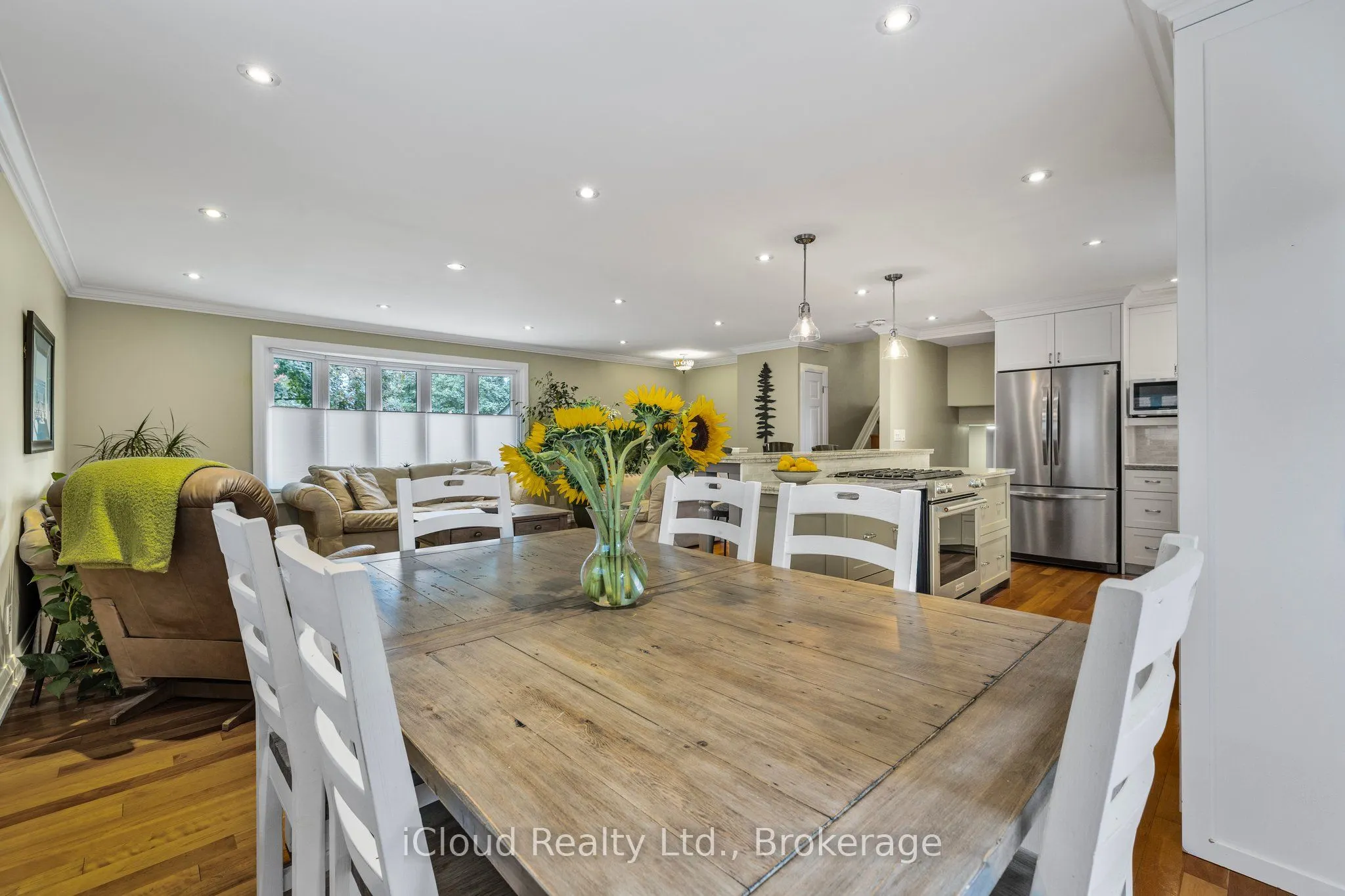 8 Glenforest Street