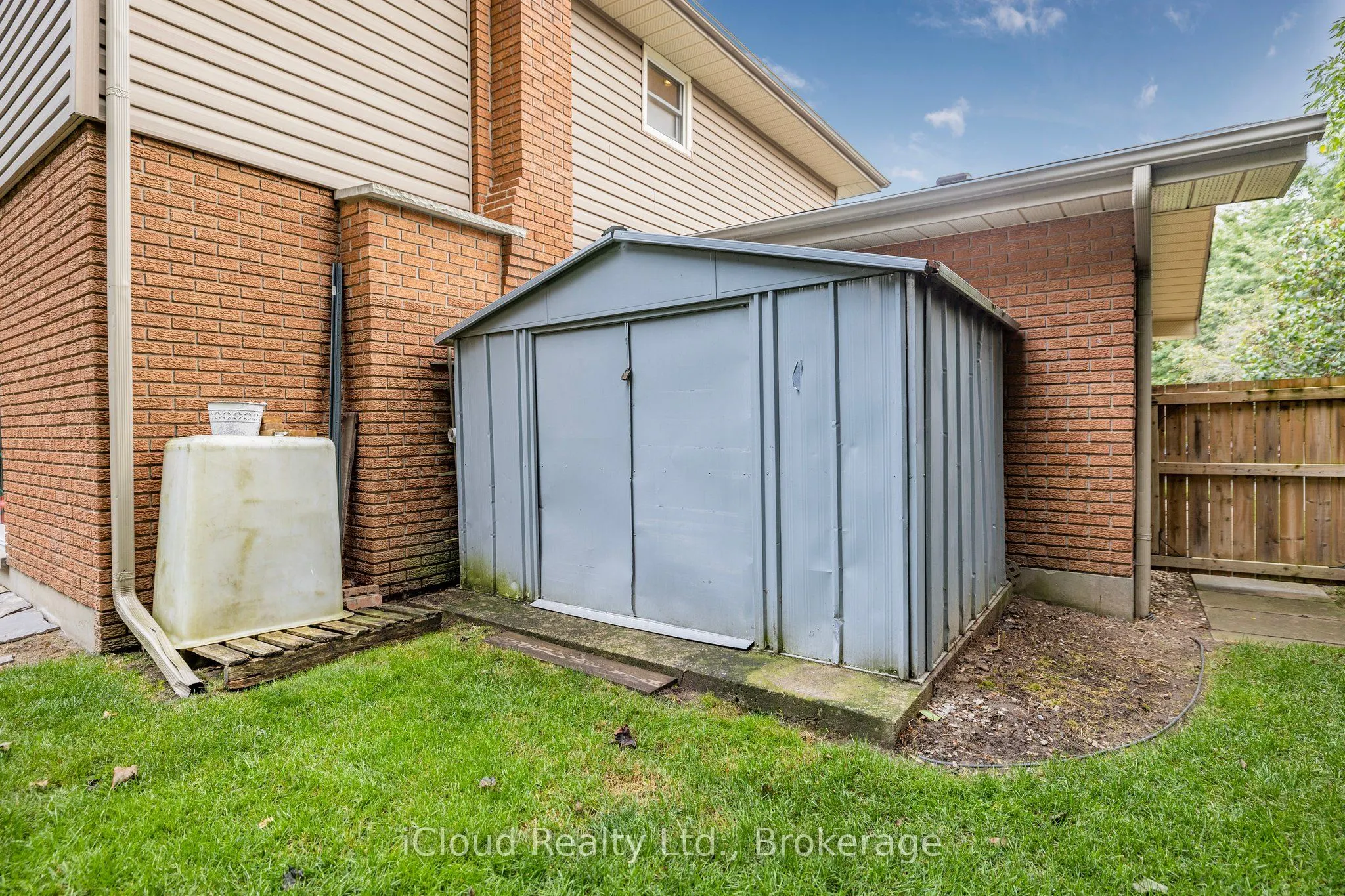 8 Glenforest Street