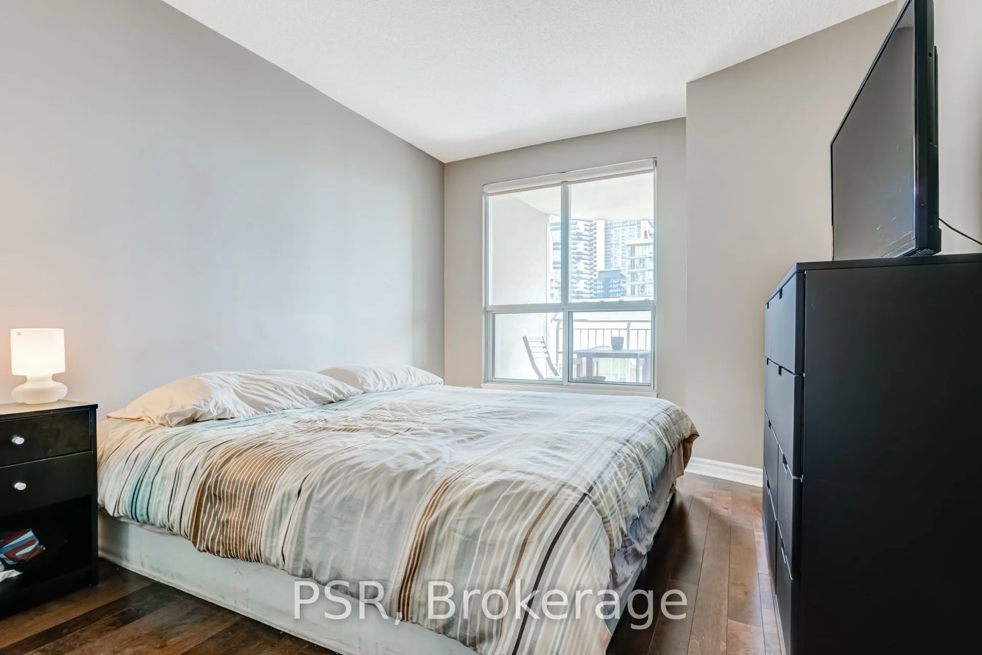 2111 Lake Shore Boulevard W, #507