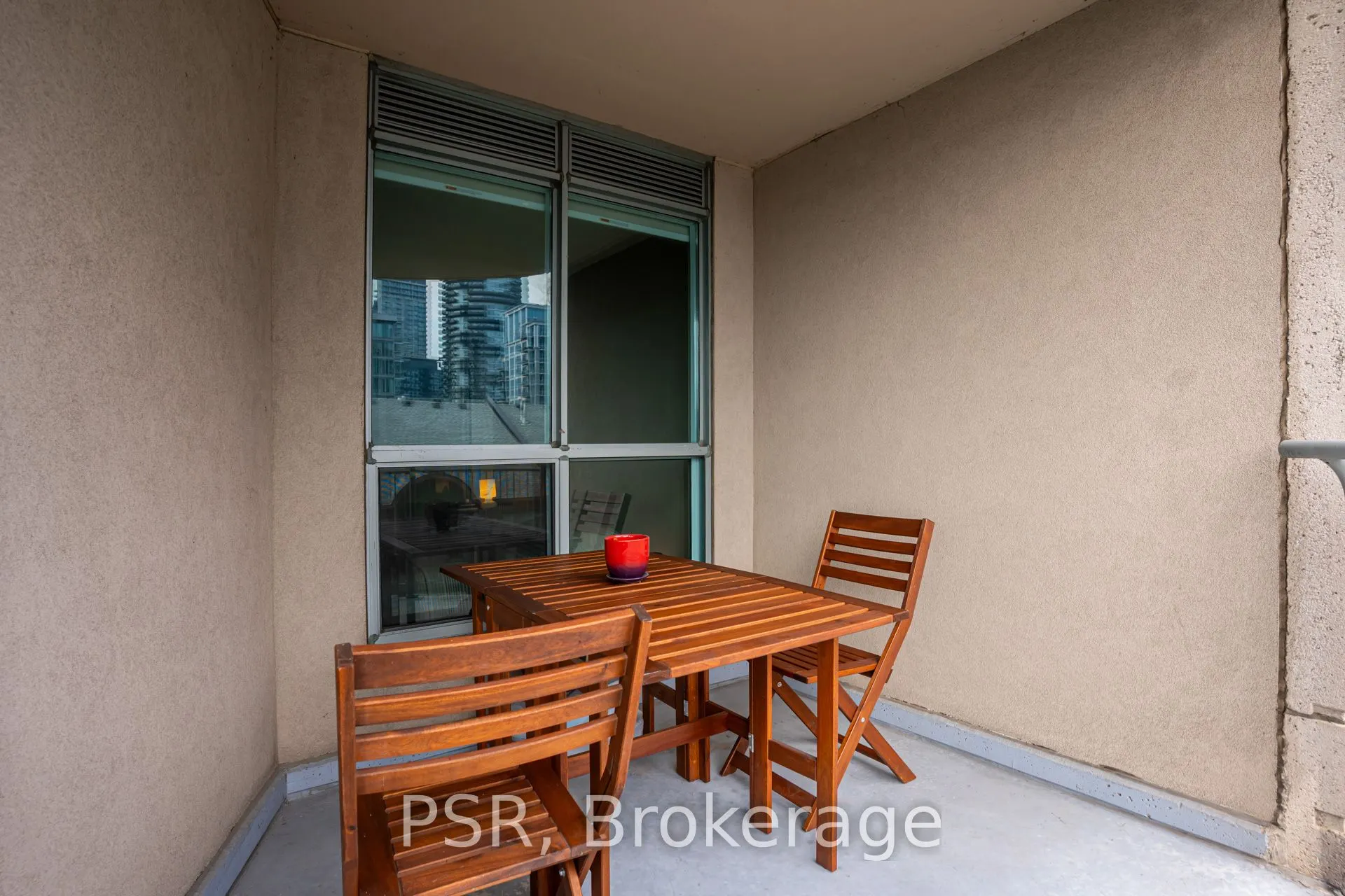 2111 Lake Shore Boulevard W, #507