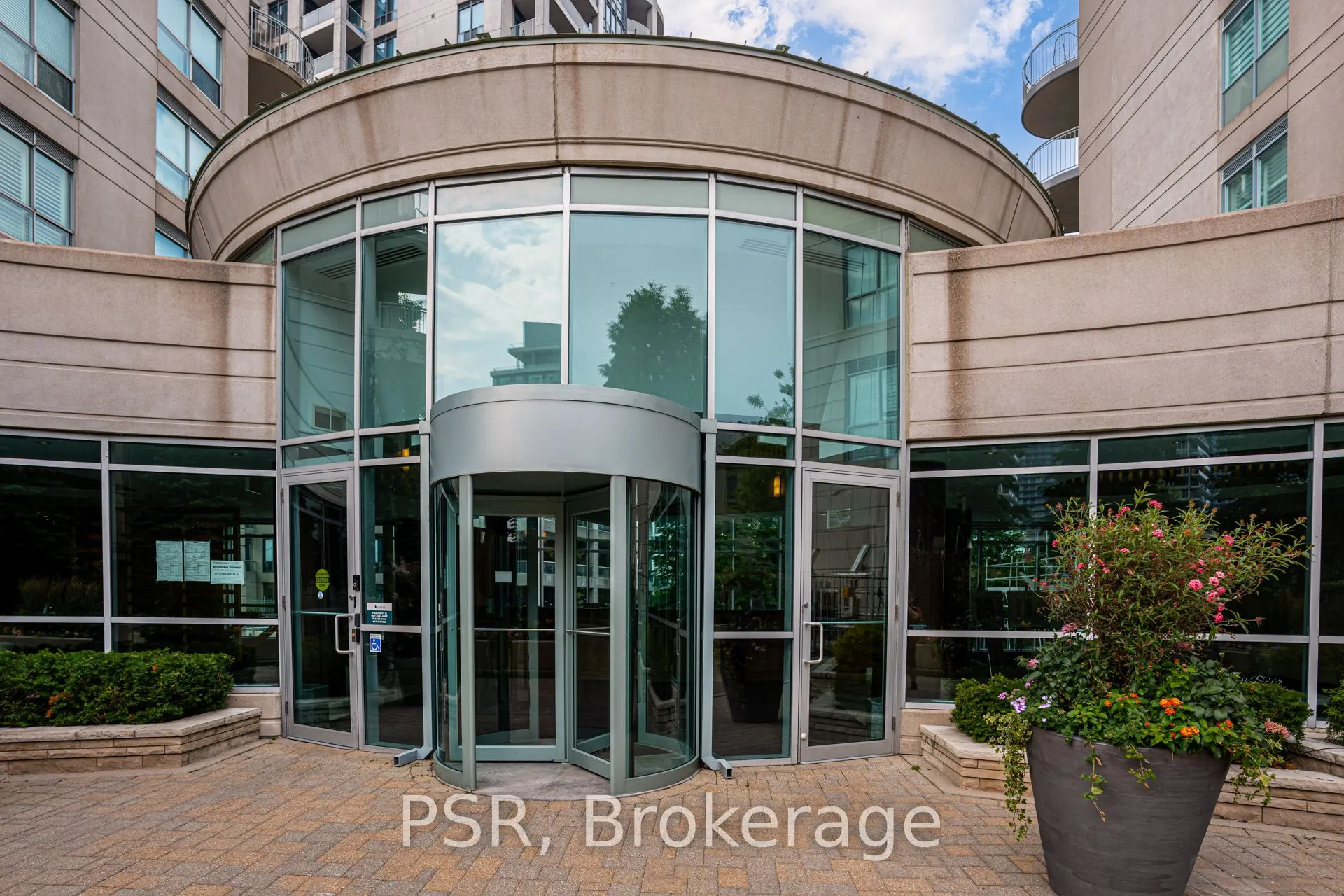 2111 Lake Shore Boulevard W, #507