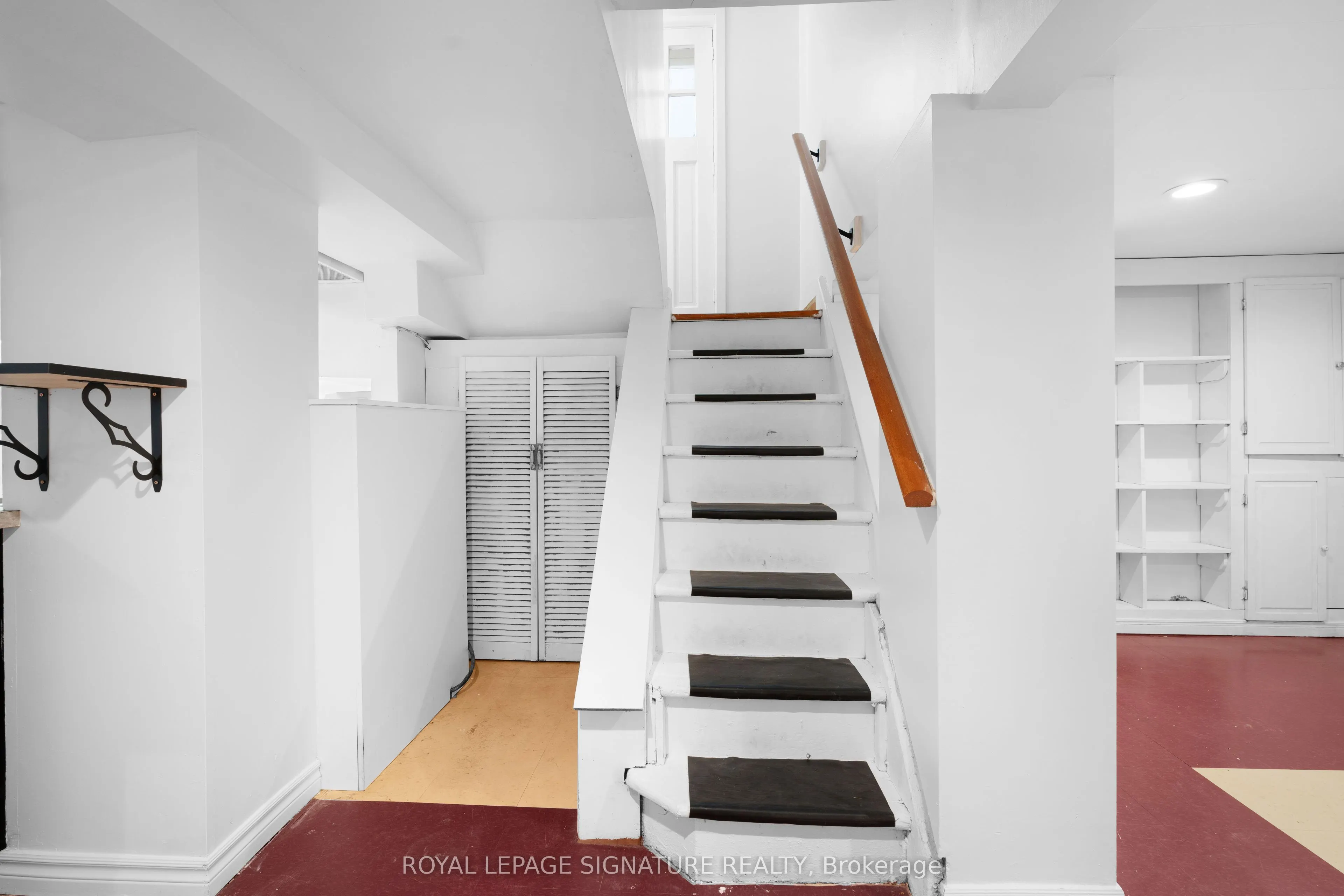 5 Royal York Road