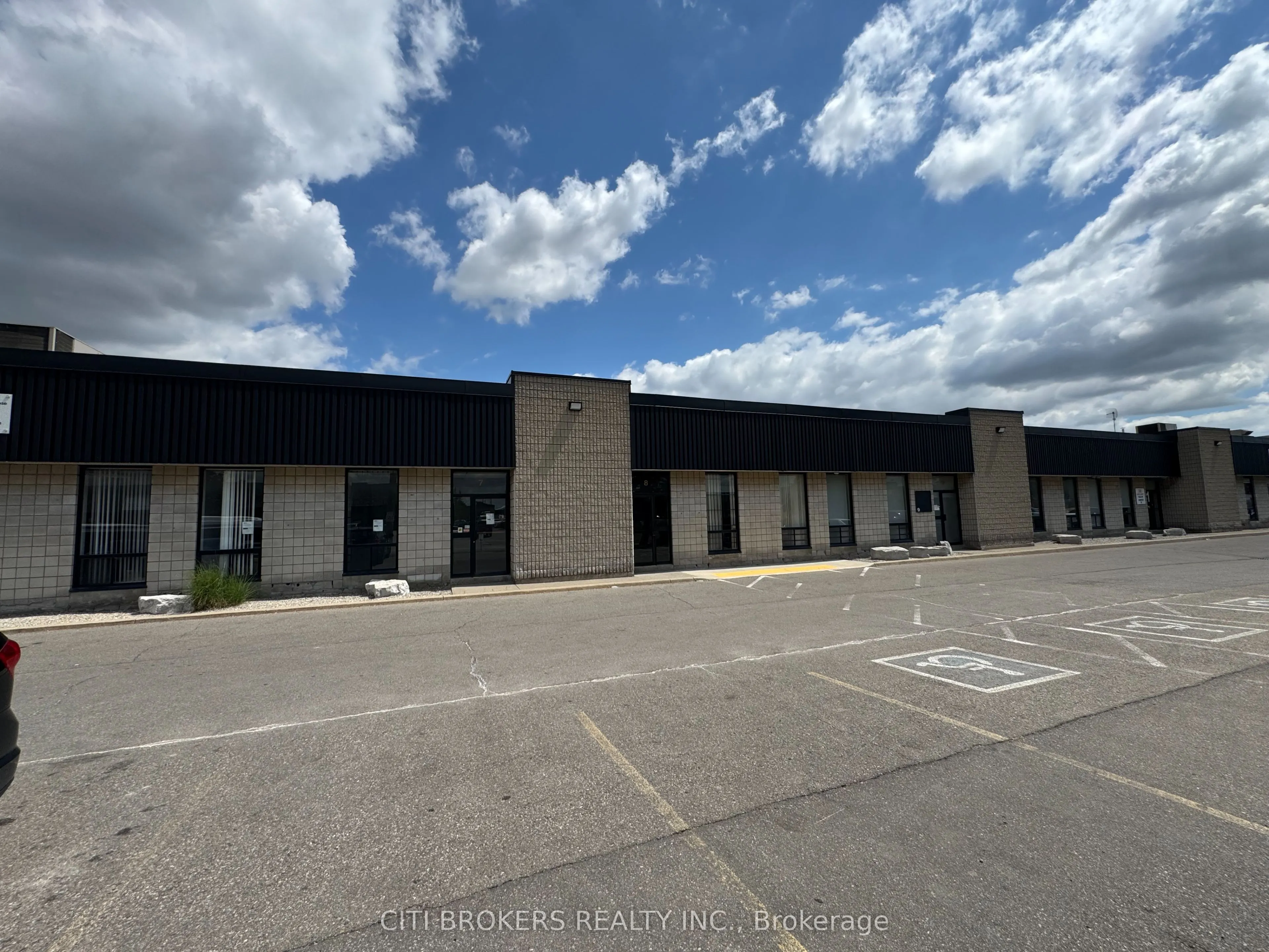 80 Hale Road, #8