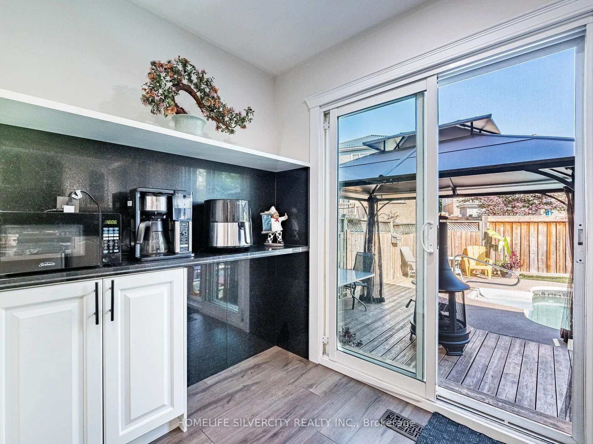 6251 Saltmarsh Court