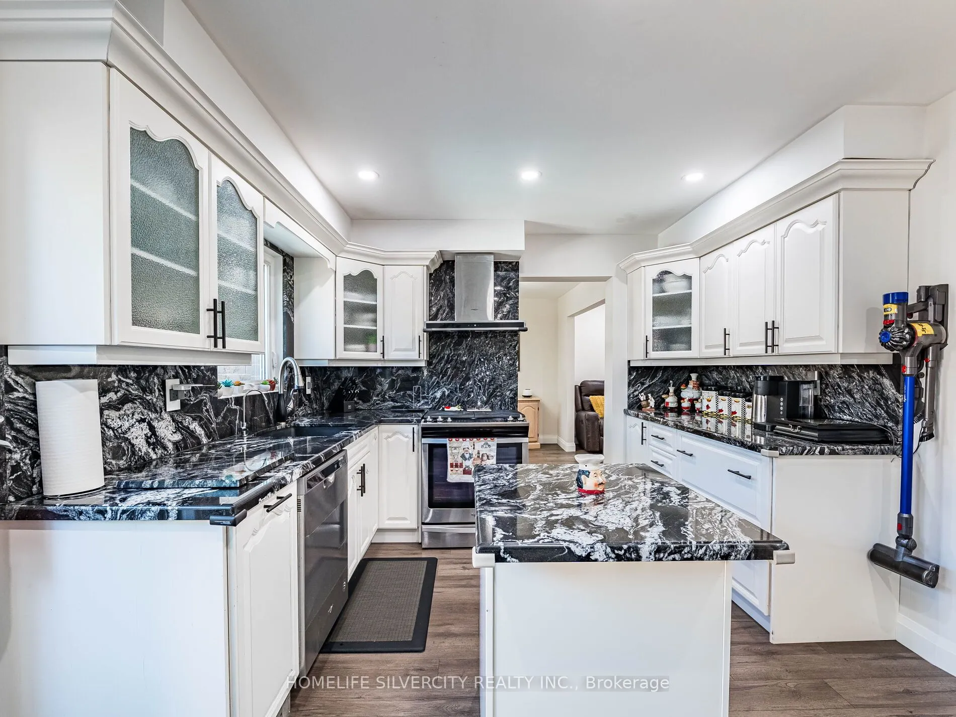 6251 Saltmarsh Court