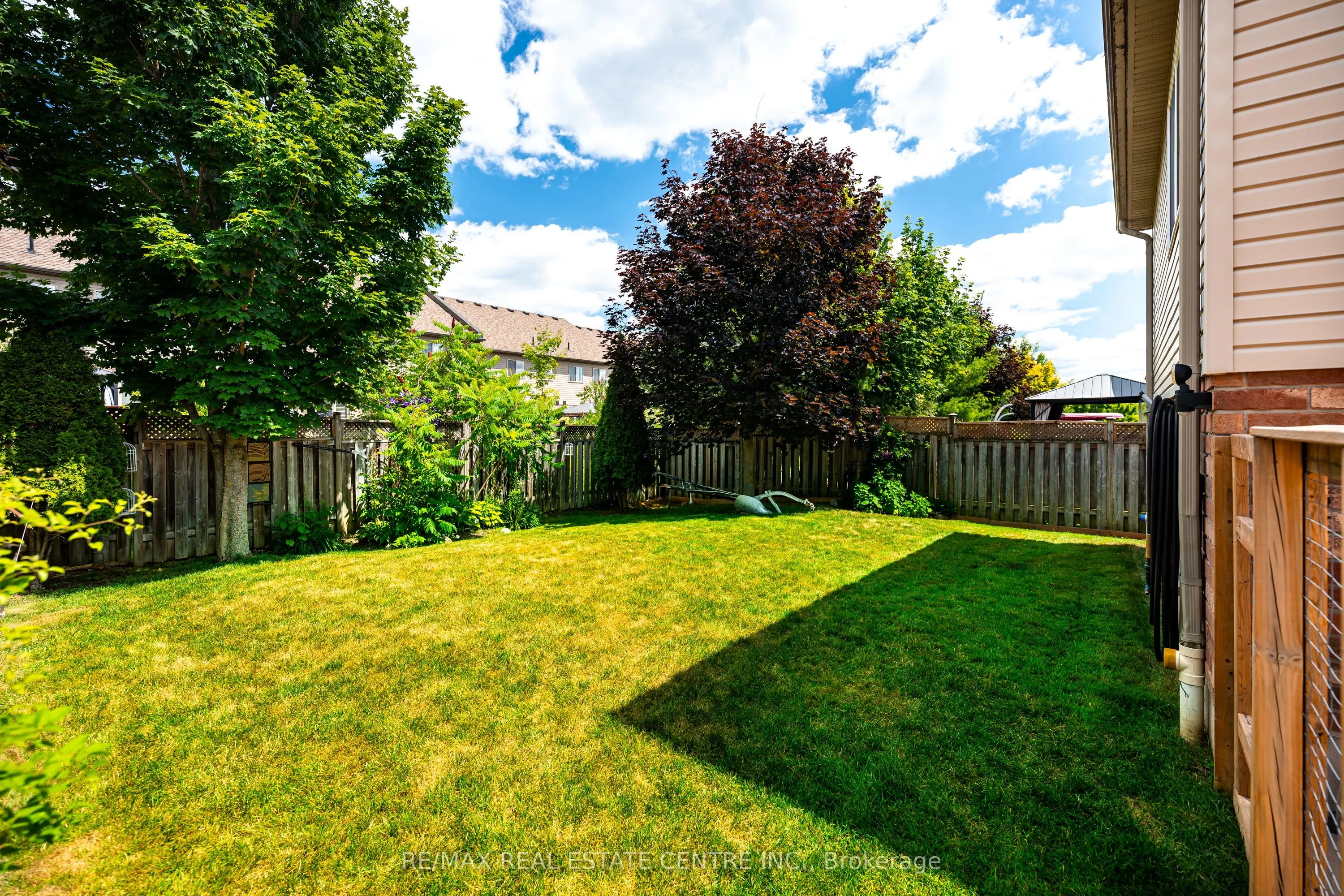 45 Althorp Drive