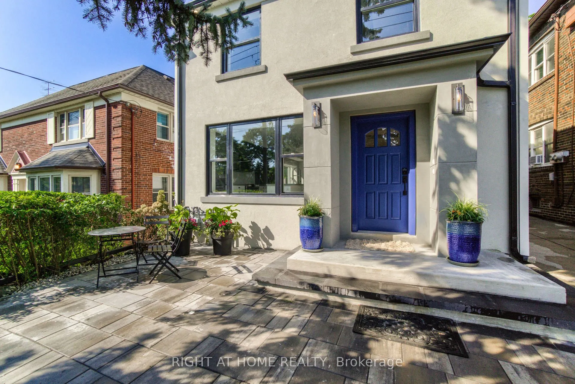 294 South Kingsway Road, #1