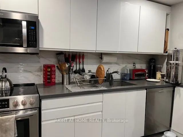 294 South Kingsway Road, #1