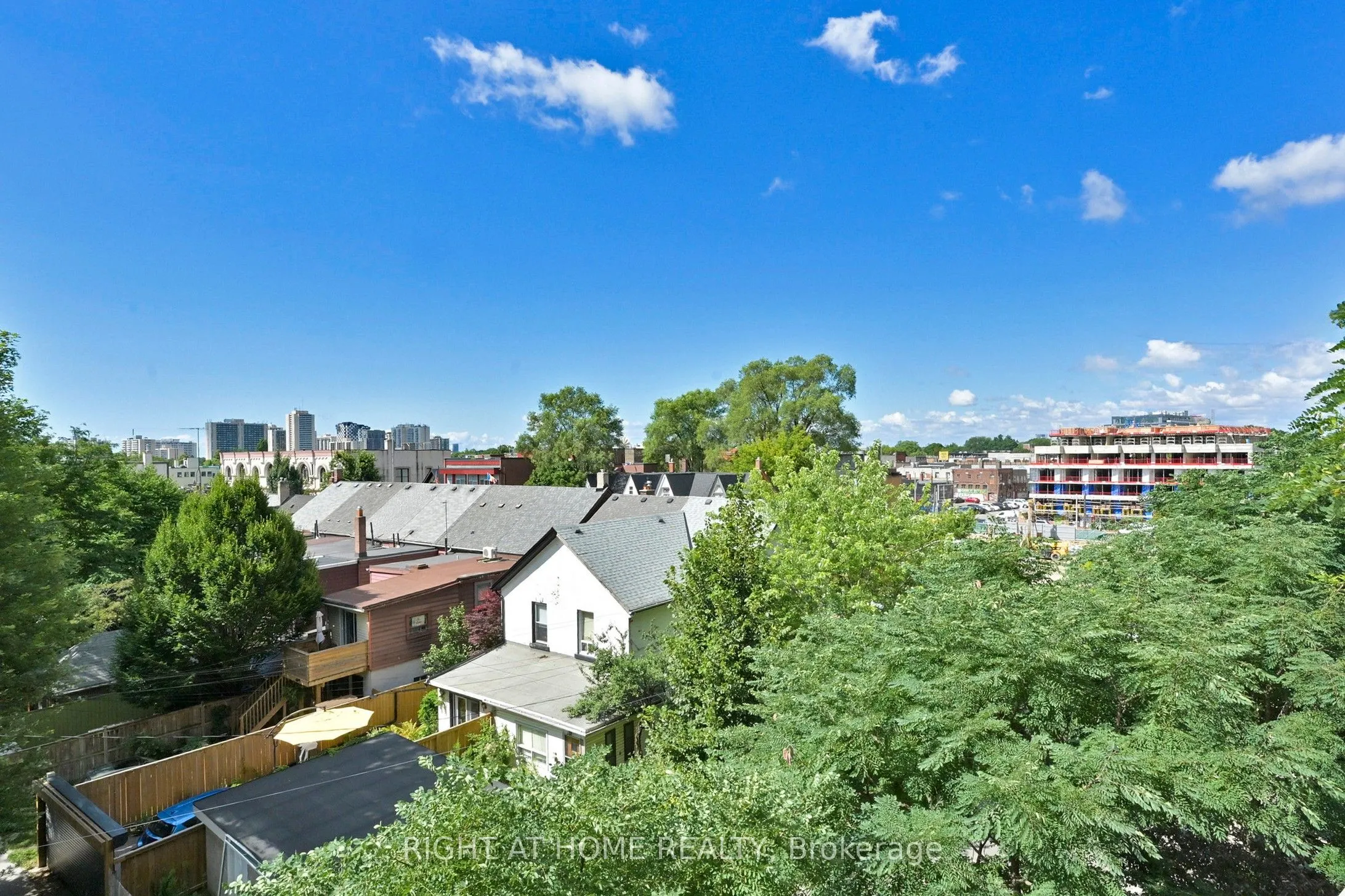 61 Heintzman Street, #413