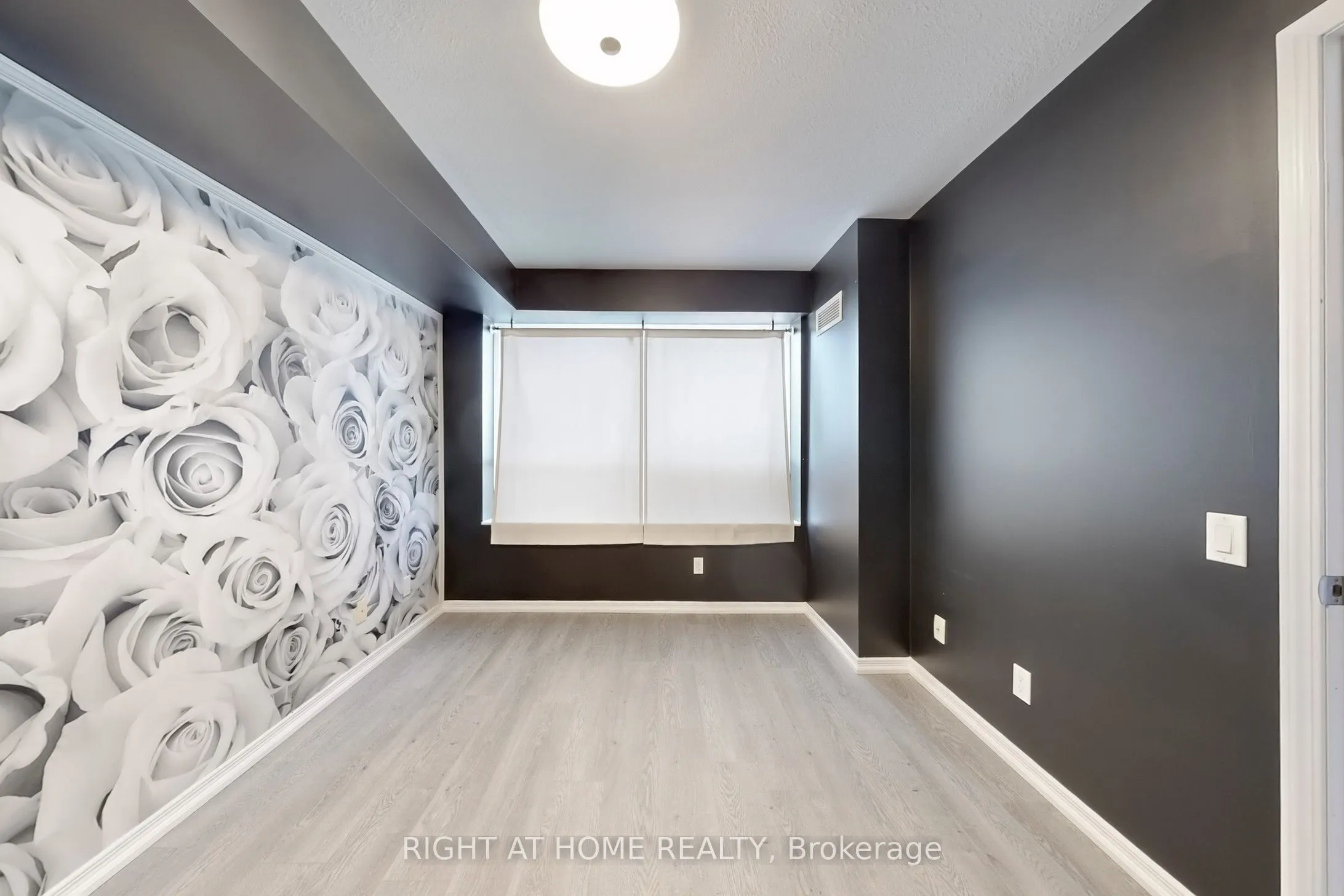 61 Heintzman Street, #413