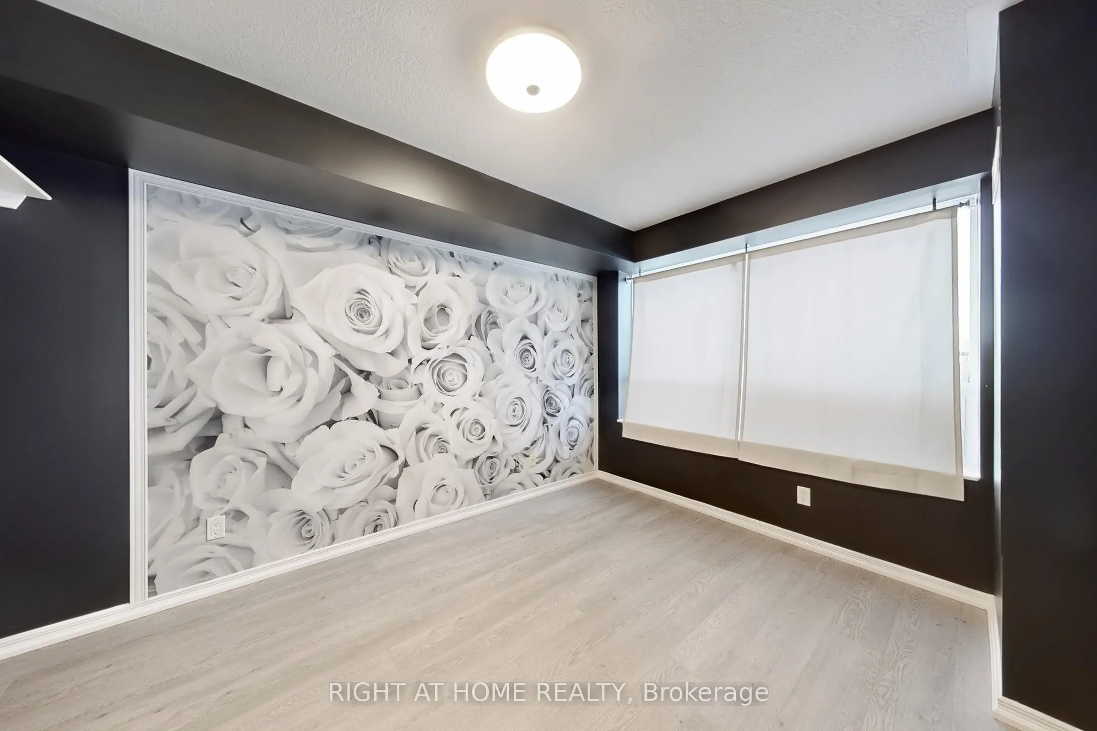 61 Heintzman Street, #413