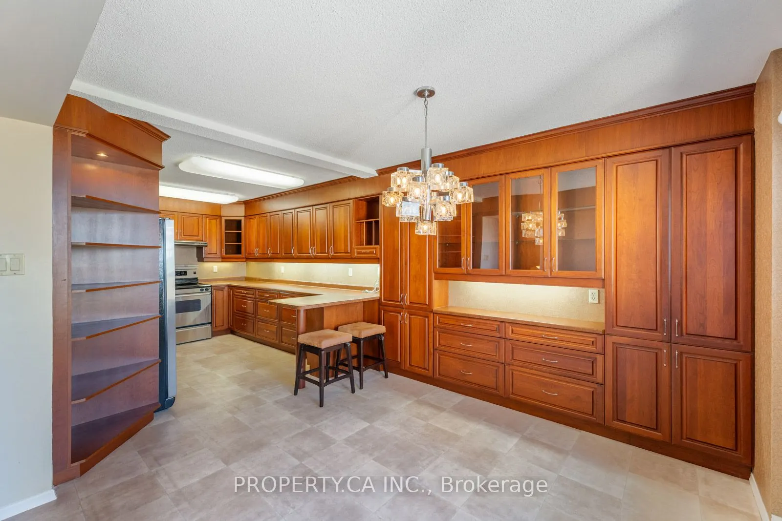 300 Mill Road, #E35