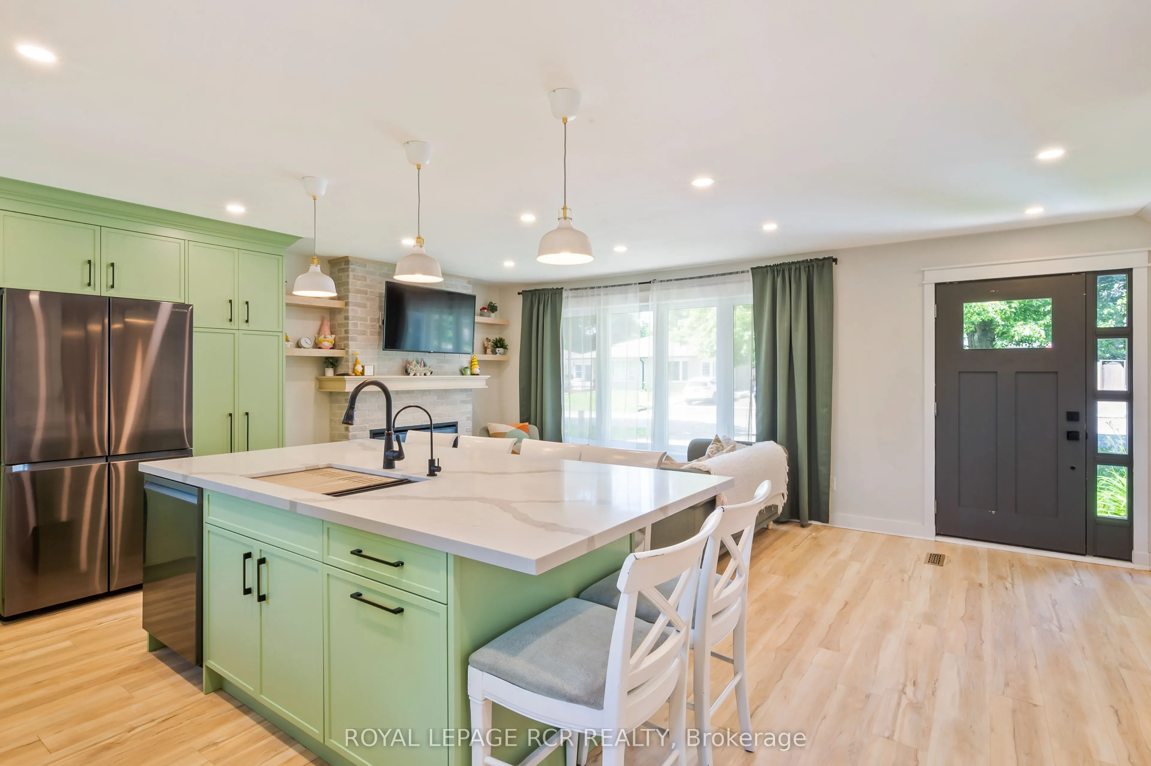 23 Highland Drive