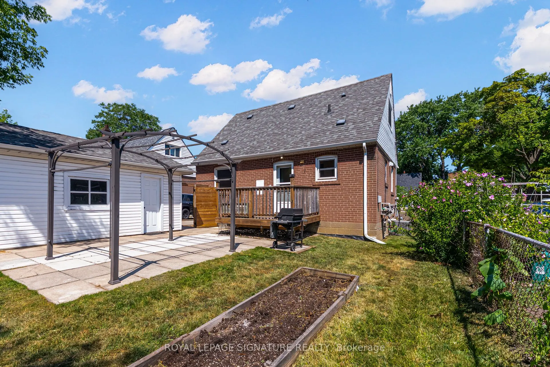 5 Densmore Avenue