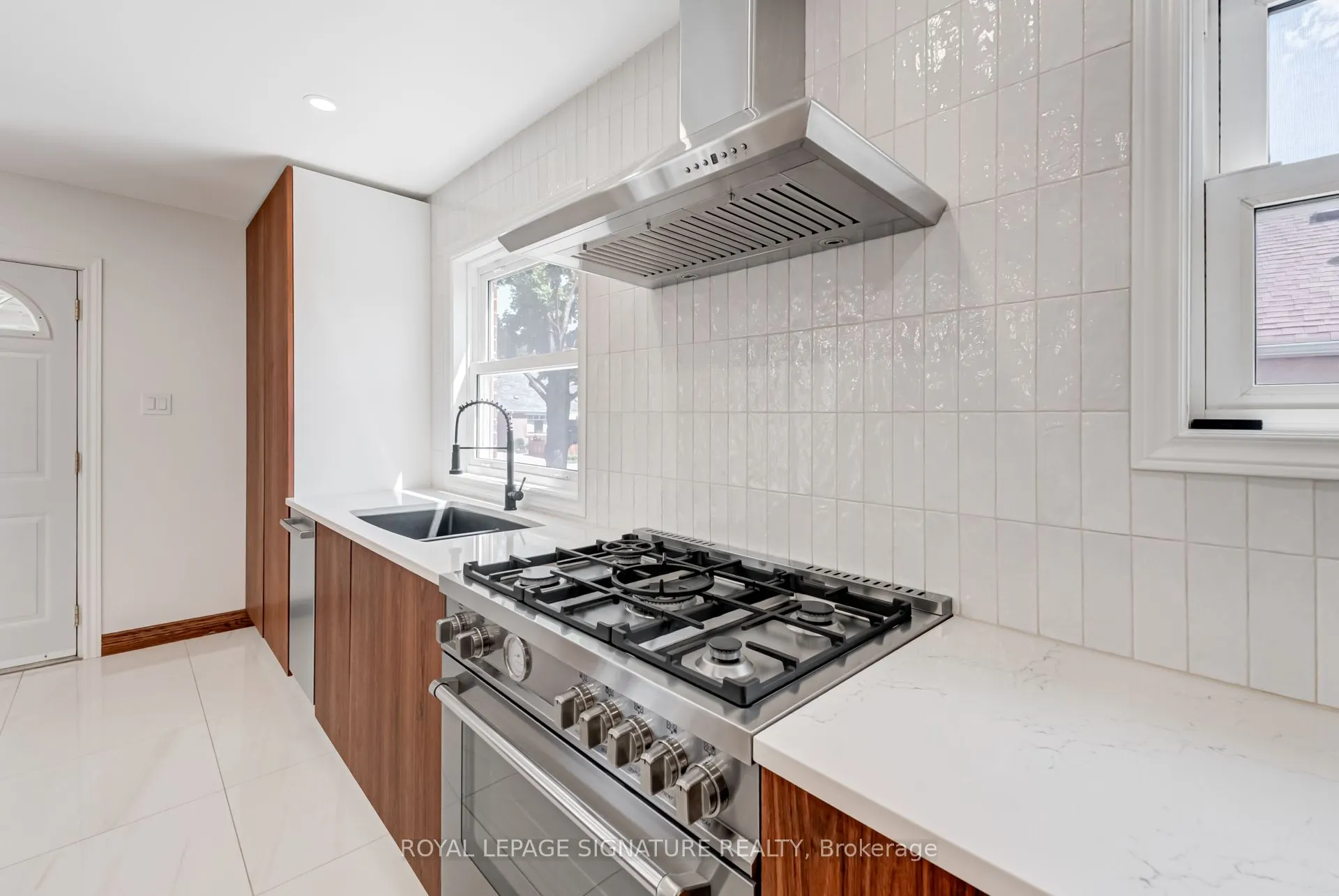 5 Densmore Avenue
