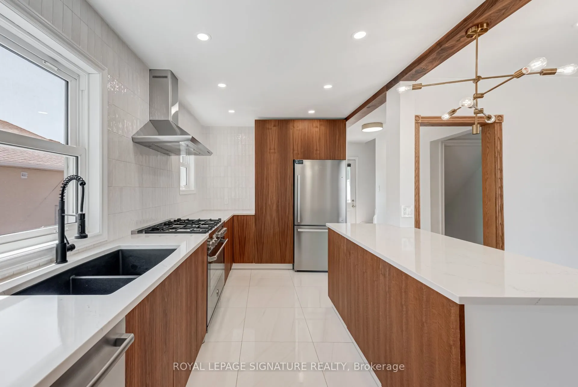 5 Densmore Avenue