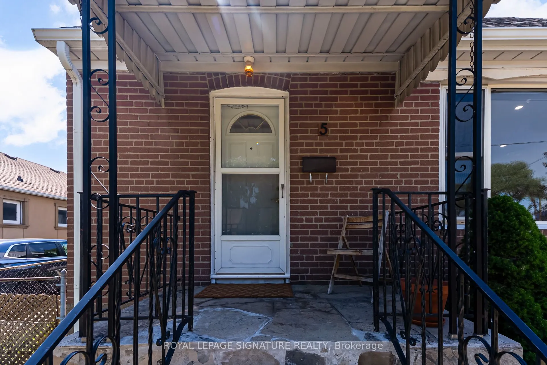 5 Densmore Avenue