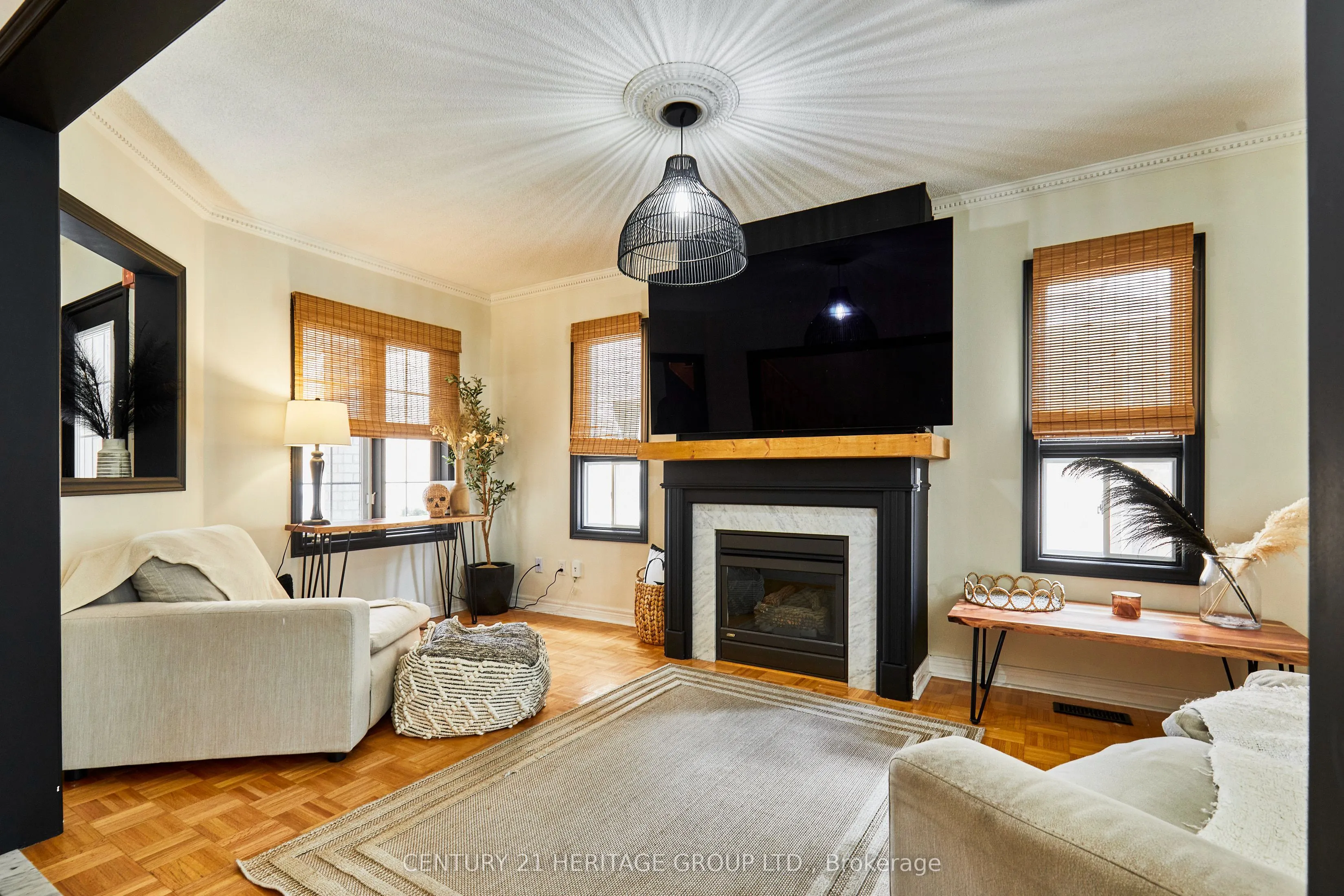 13 Carriage House Road