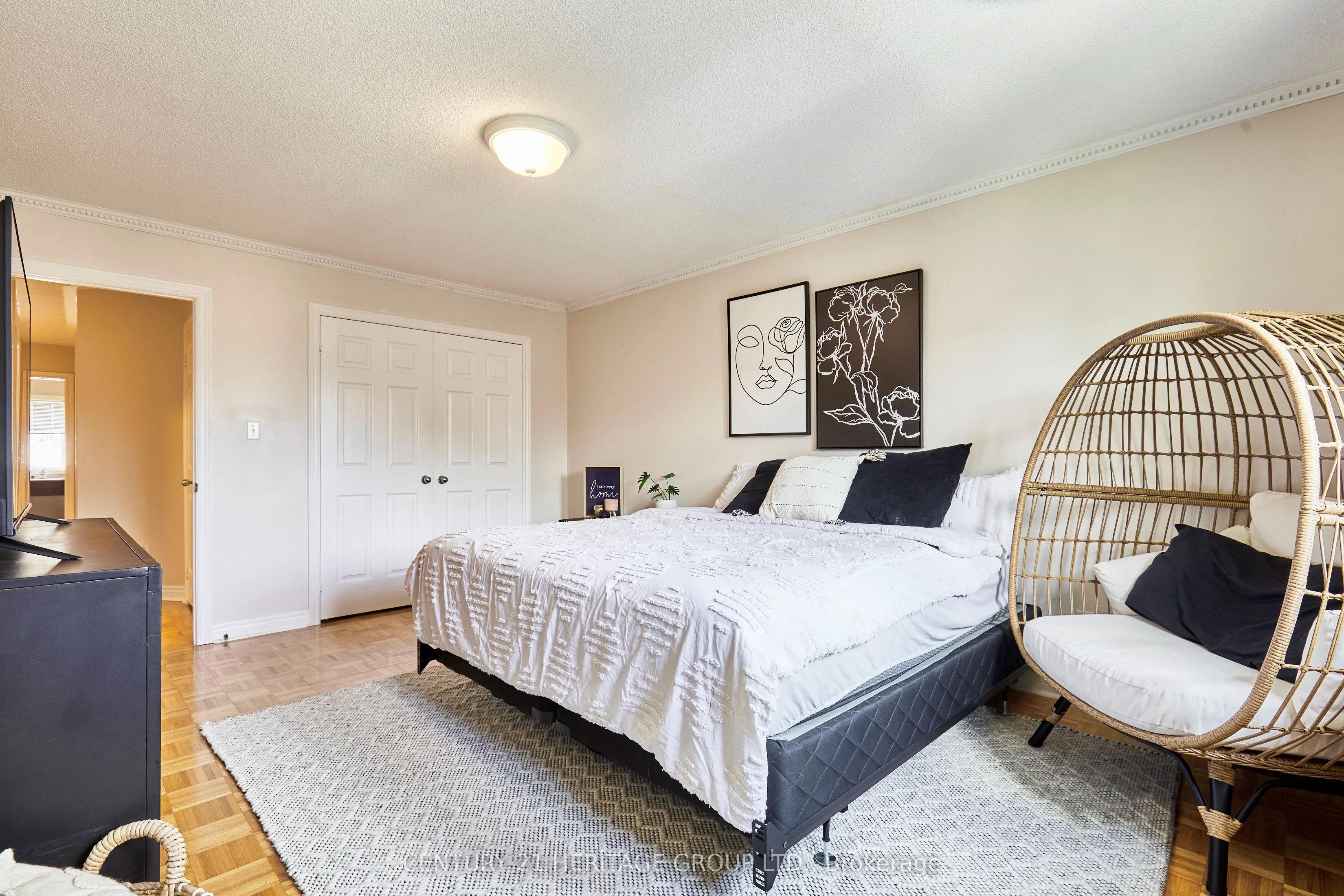 13 Carriage House Road