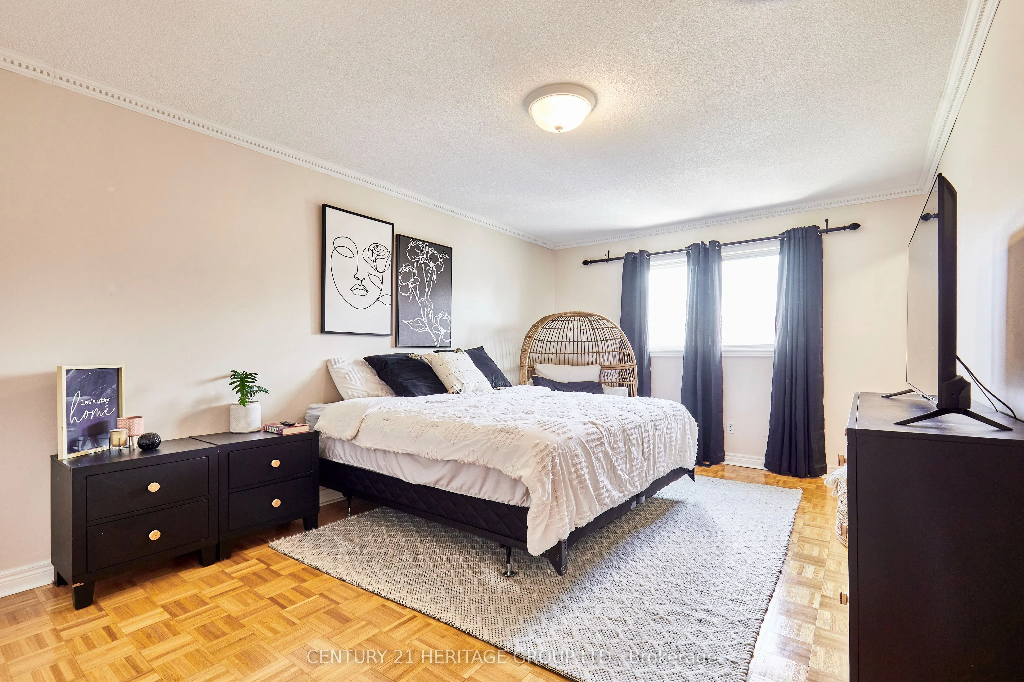 13 Carriage House Road