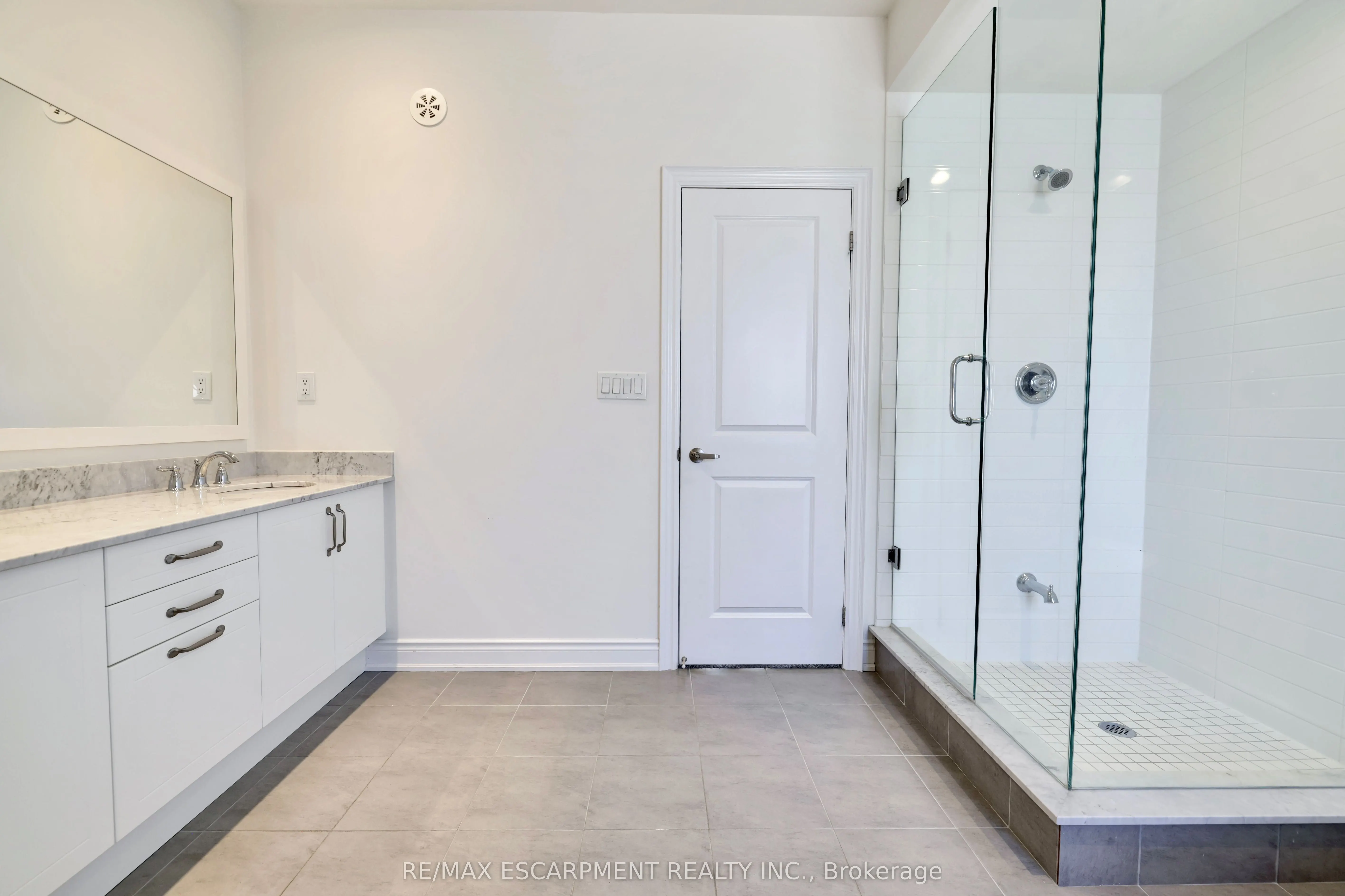 80 Daisy Avenue, #23