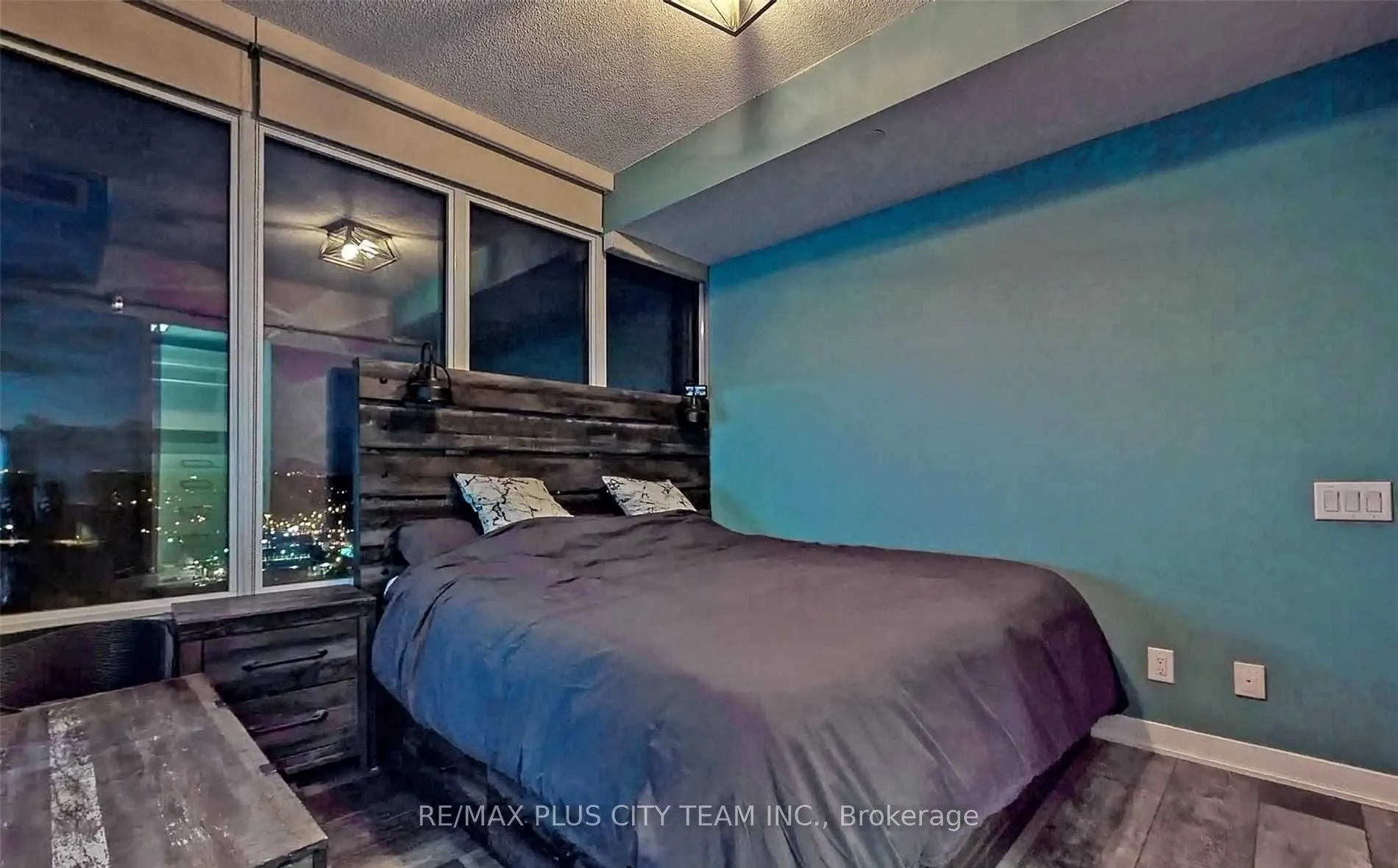 88 Park Lawn Road, #2316