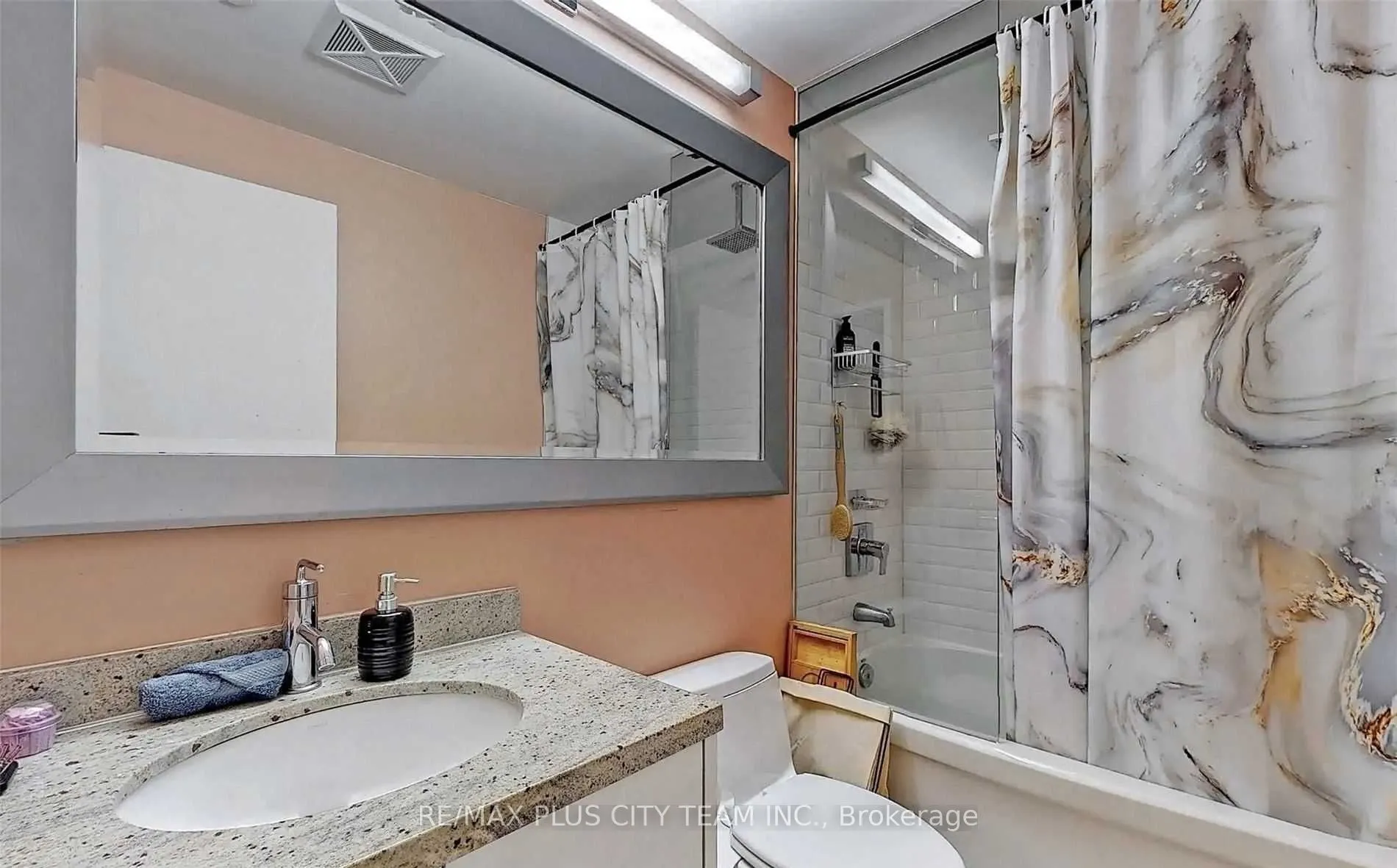 88 Park Lawn Road, #2316