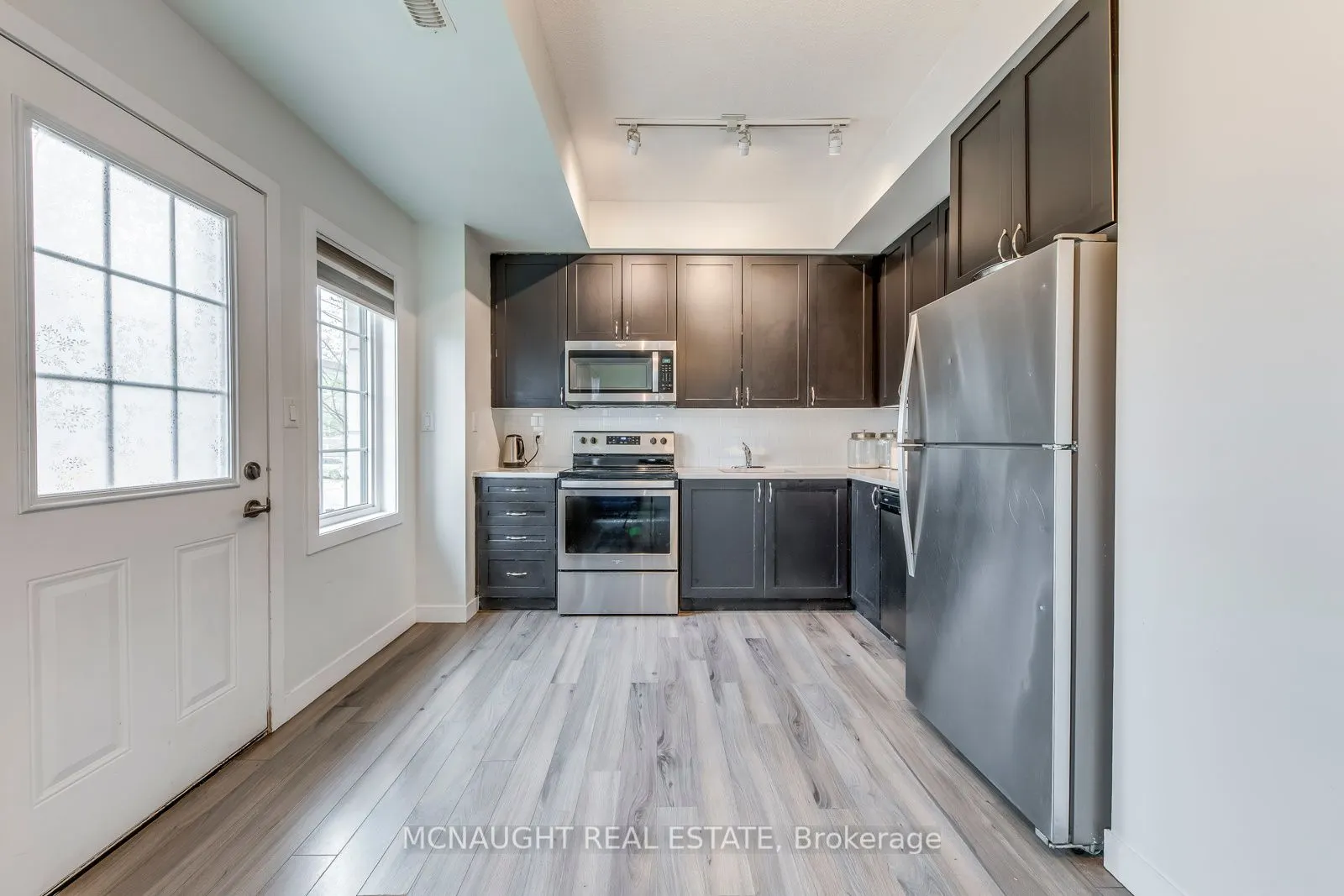 9 Forbes Avenue, #2