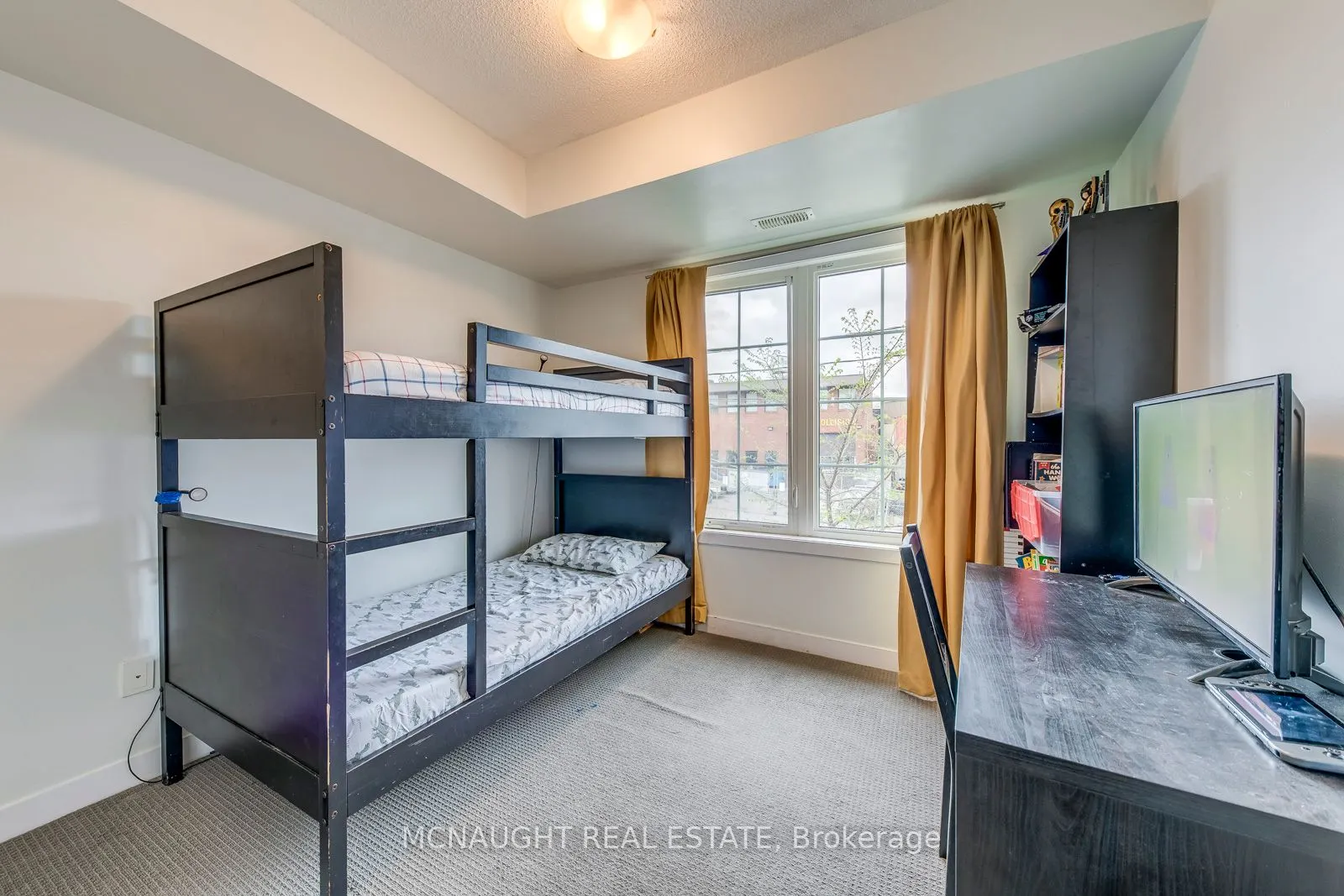 9 Forbes Avenue, #2