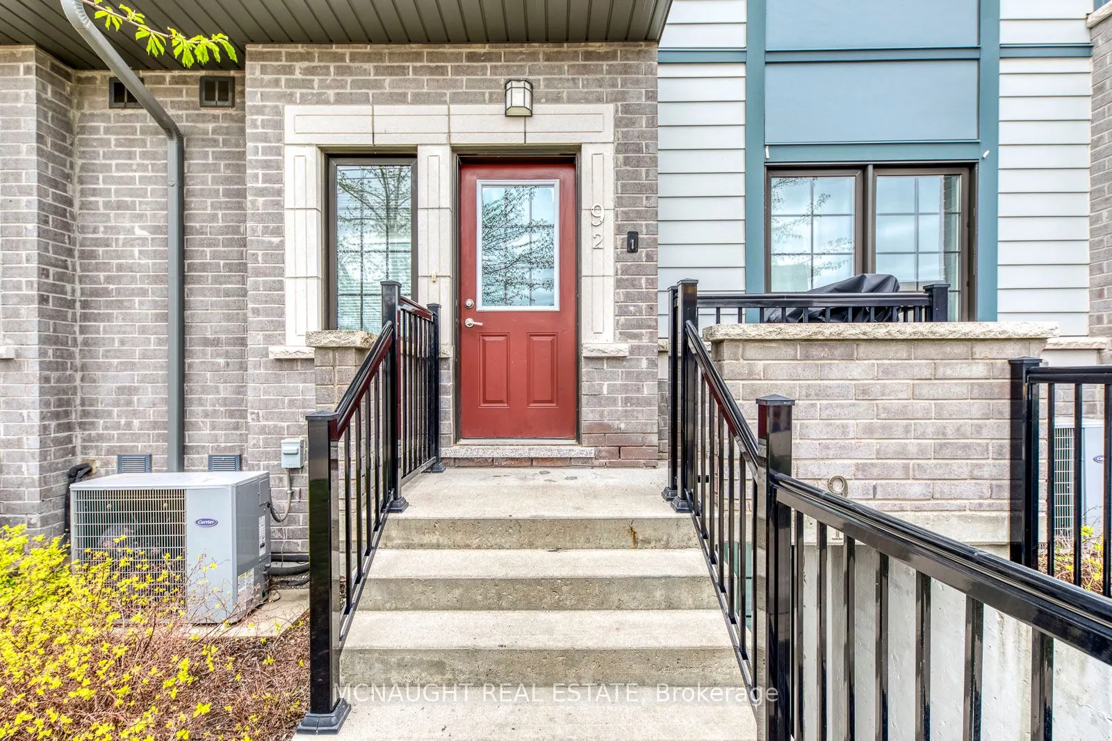 9 Forbes Avenue, #2