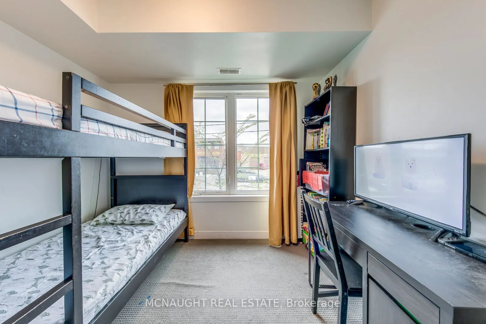 9 Forbes Avenue, #2