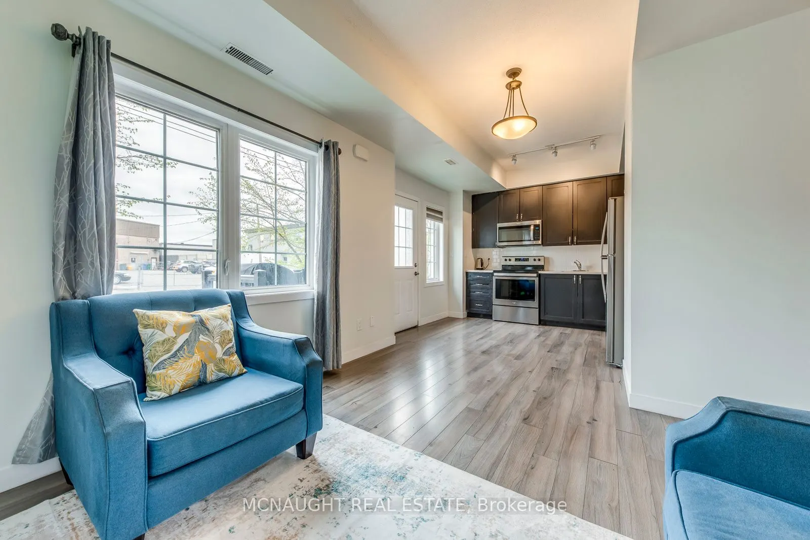 9 Forbes Avenue, #2