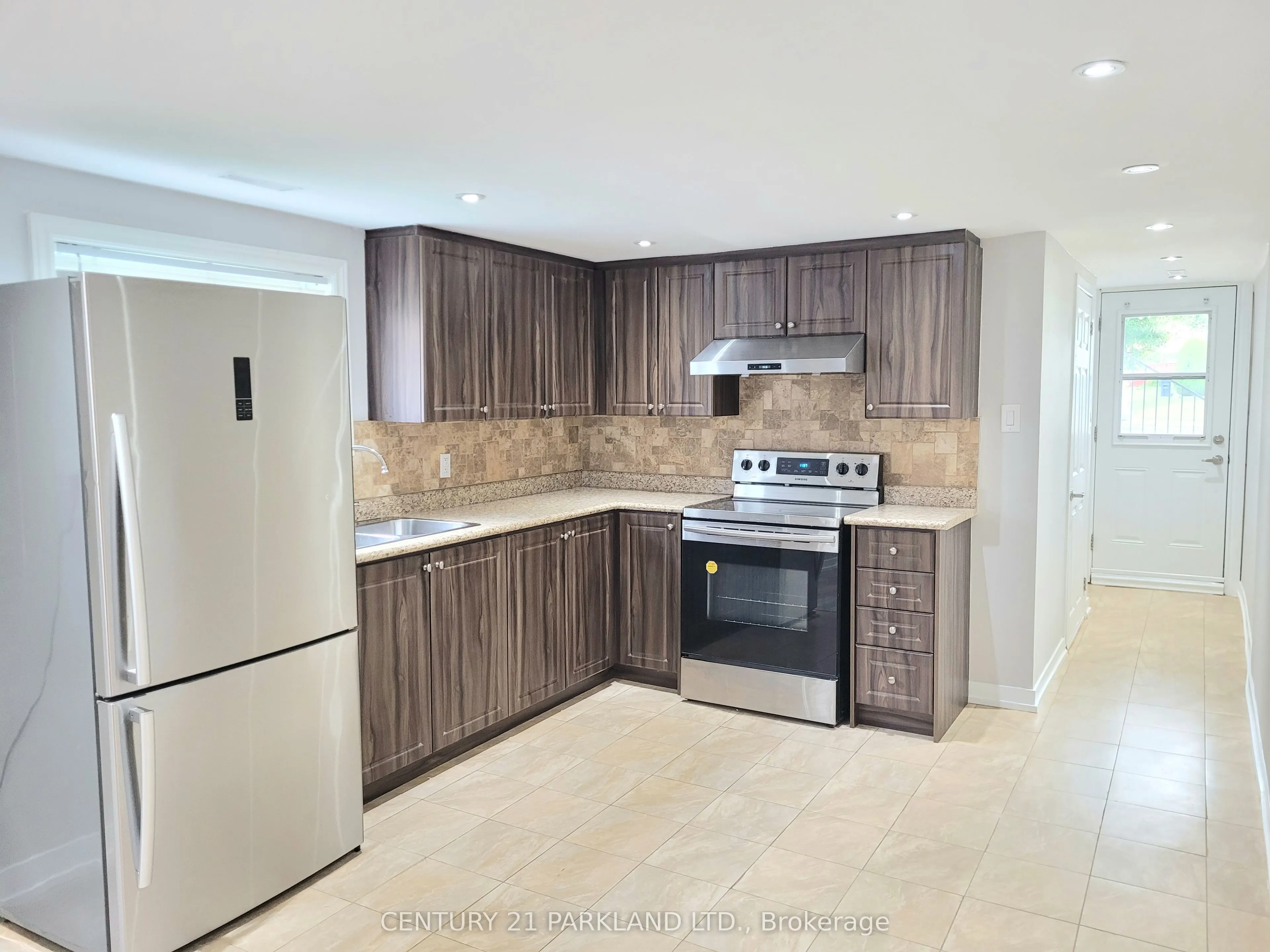 52 Franel Crescent