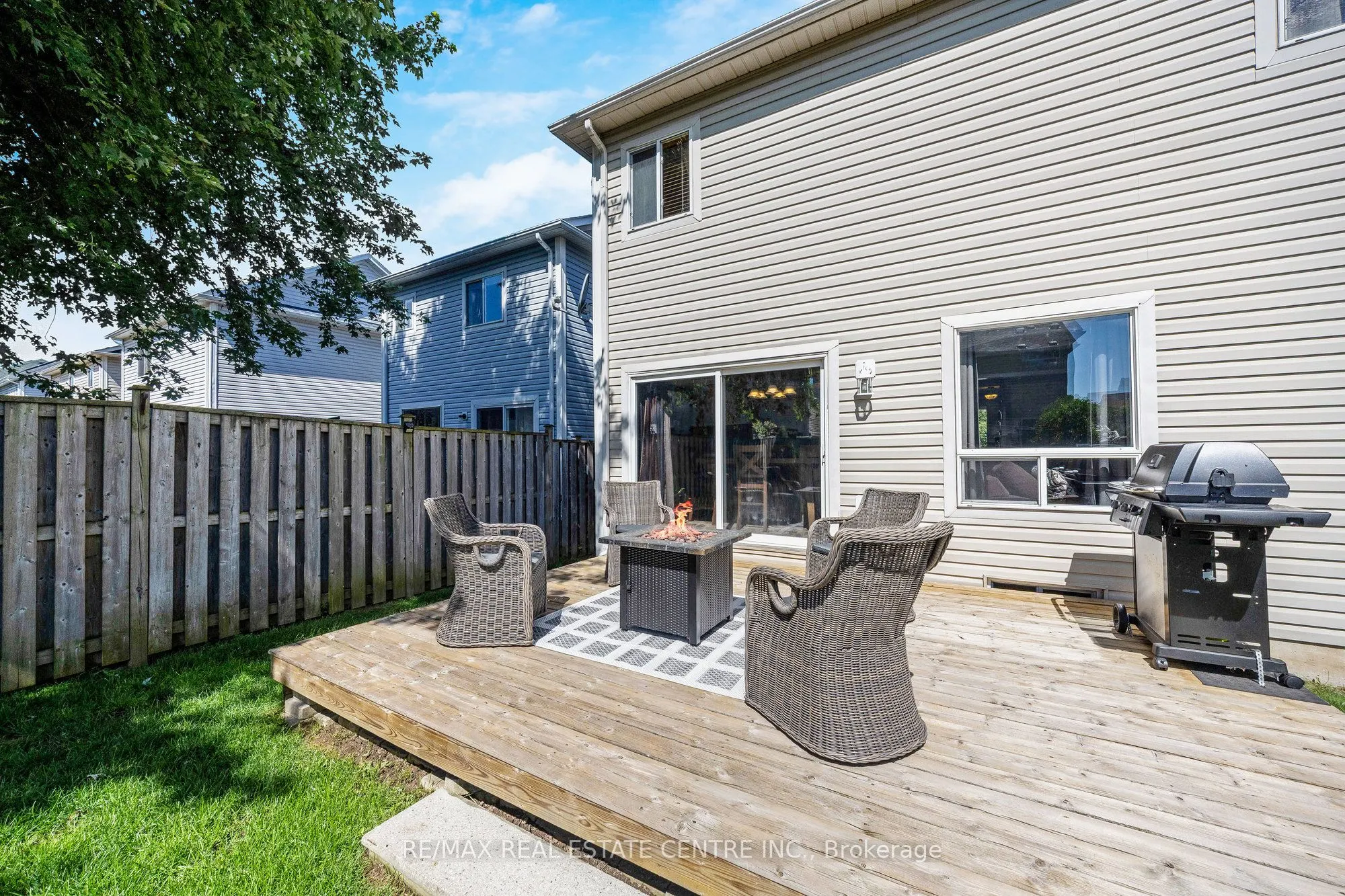 32 Tanners Drive