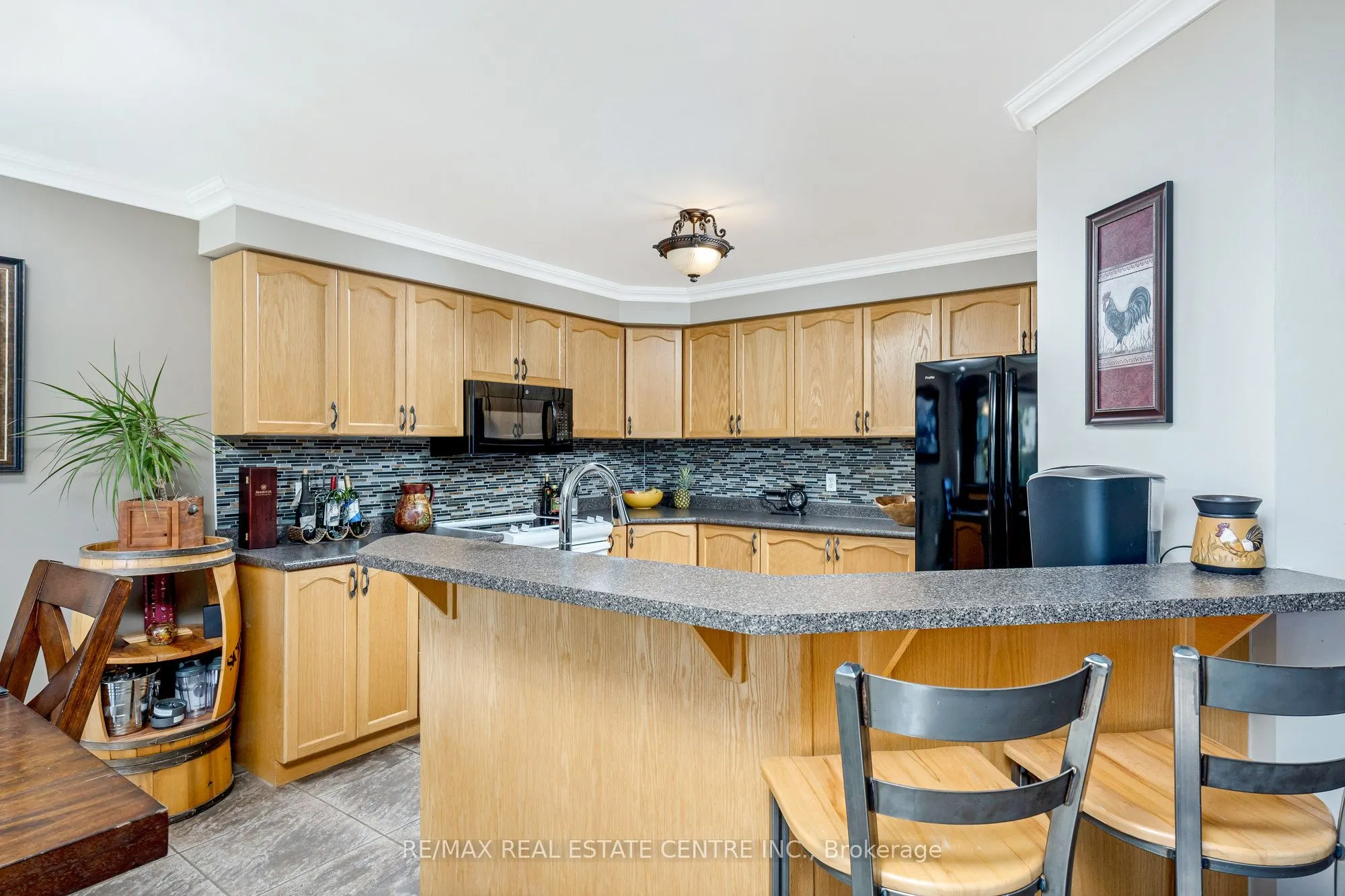 32 Tanners Drive